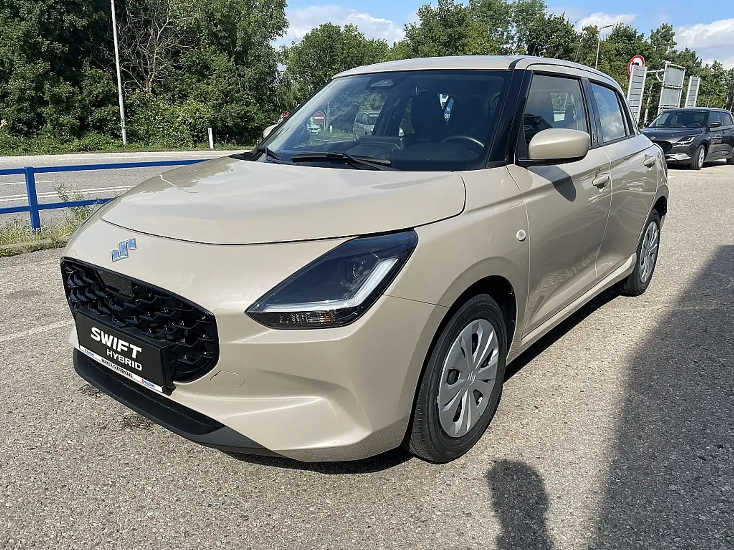 Suzuki Swift 1,2 Hybrid Clear Beige - 2