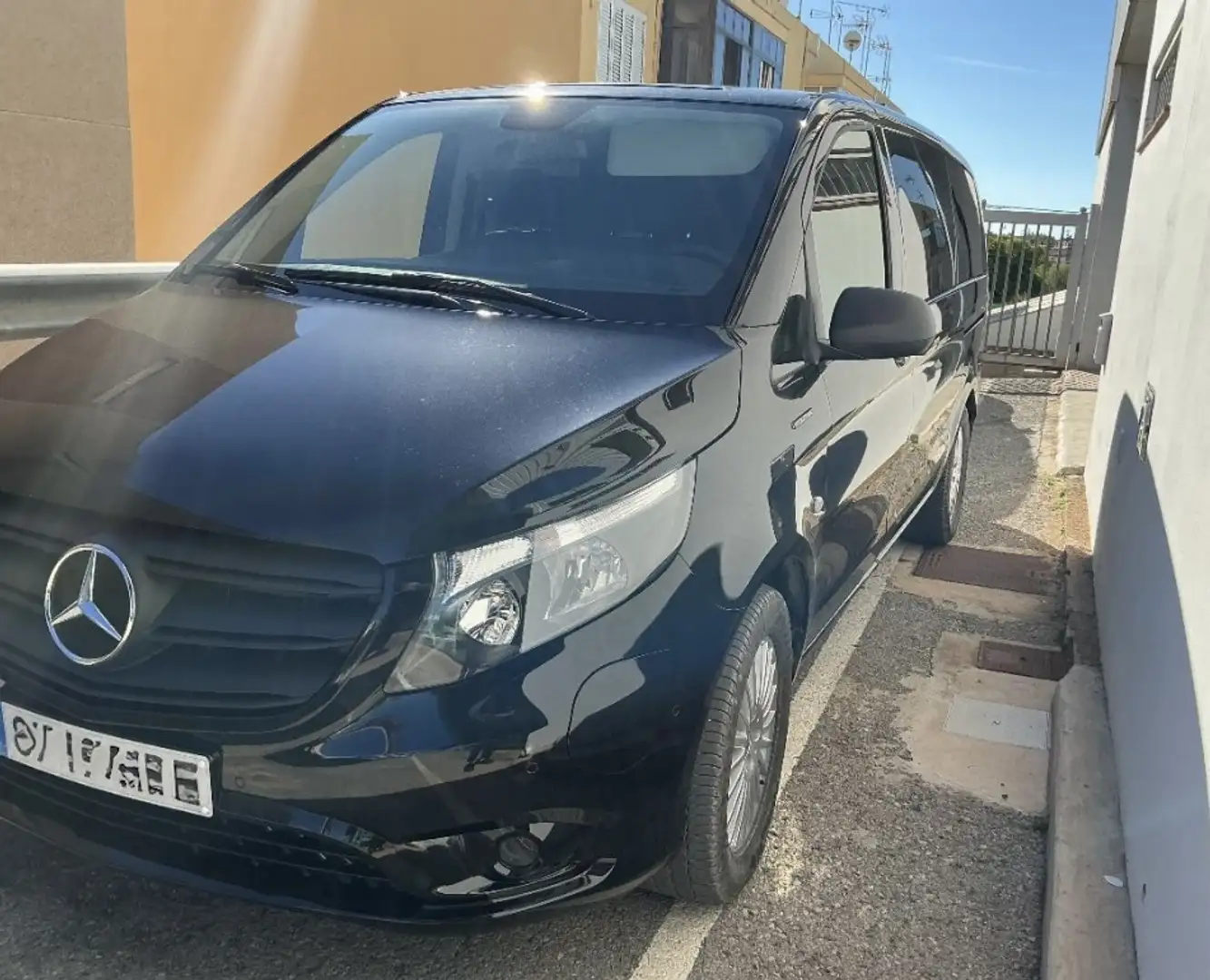 Mercedes-Benz Vito eVito Tourer 129 Pro Larga 100kWh Pro Negro - 2