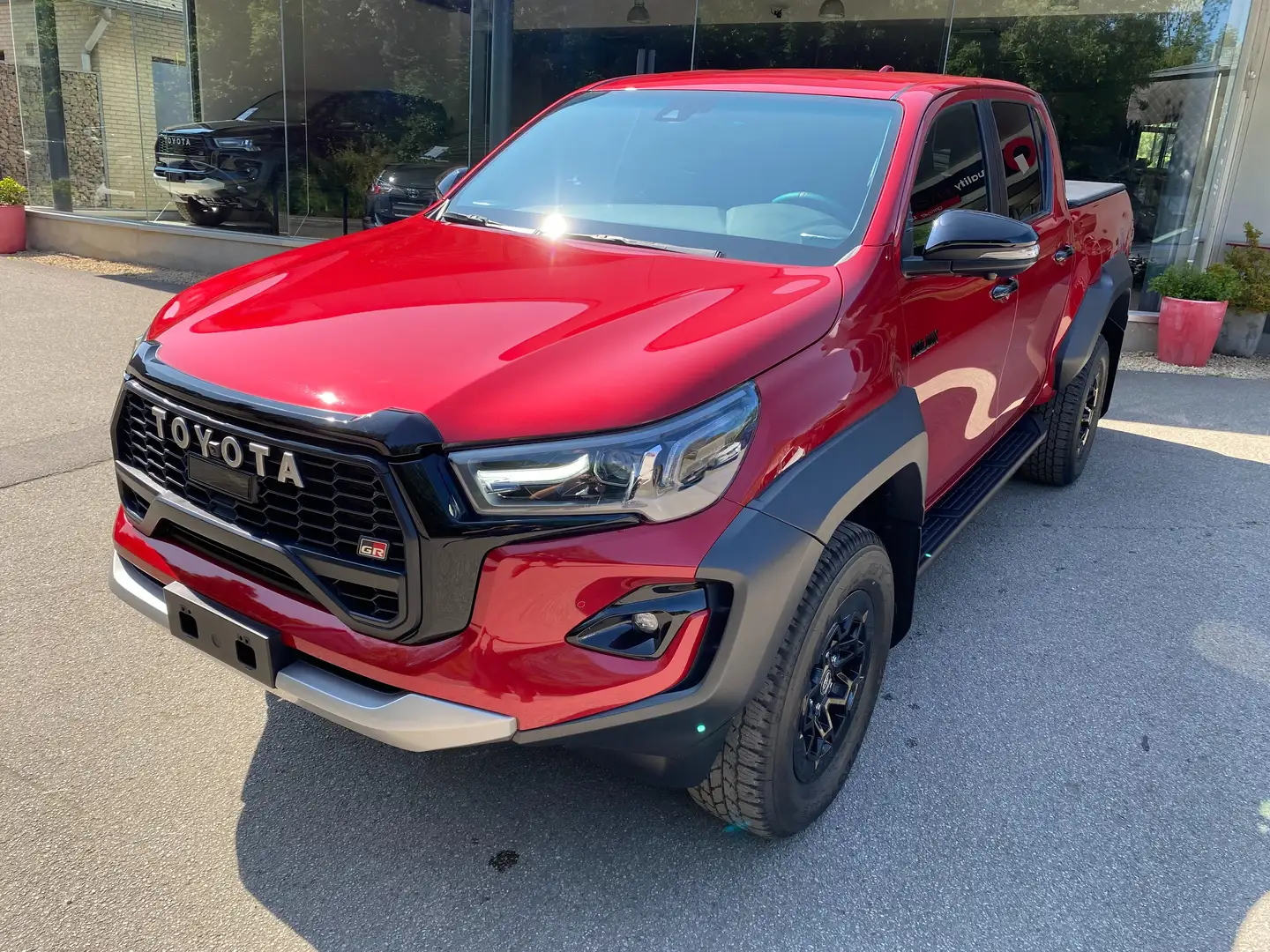 Toyota Hilux 2.8 D4D GR Sport Rouge - 1