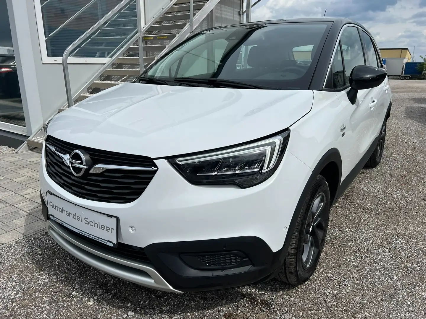 Opel Crossland X Opel 2020 Limited 1.2 Turbo_21 670 km Weiß - 1