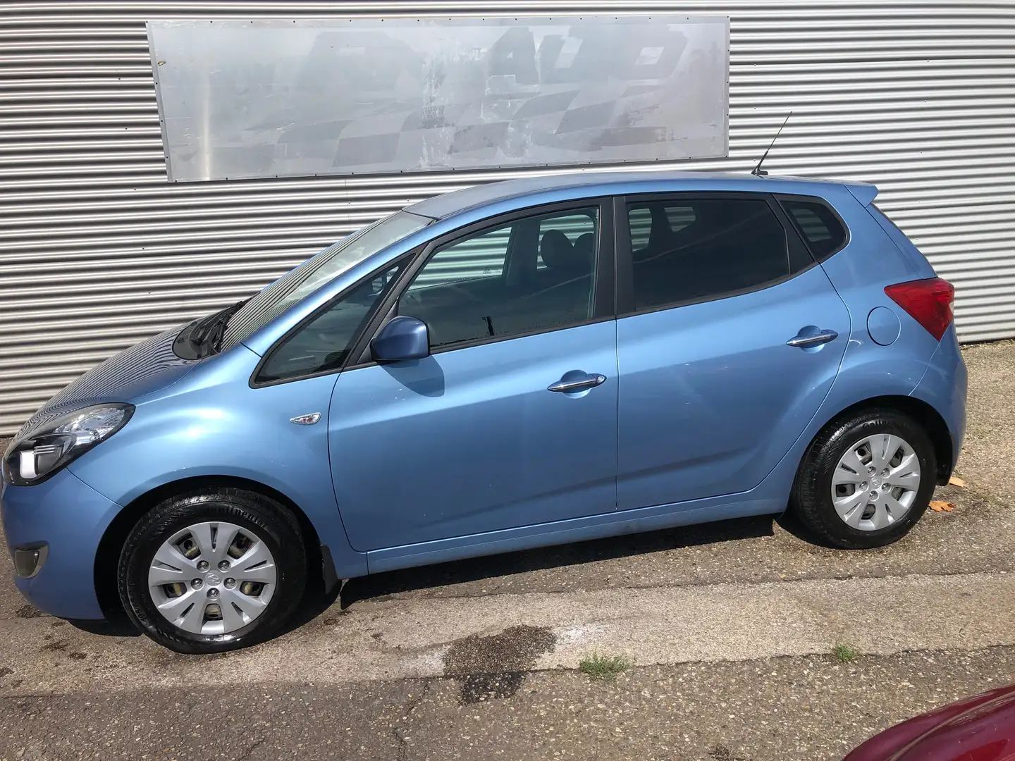 Hyundai iX20 iX20 1,4 CRDi Europe ÖAMTC-PICKERL NEU Blau - 2