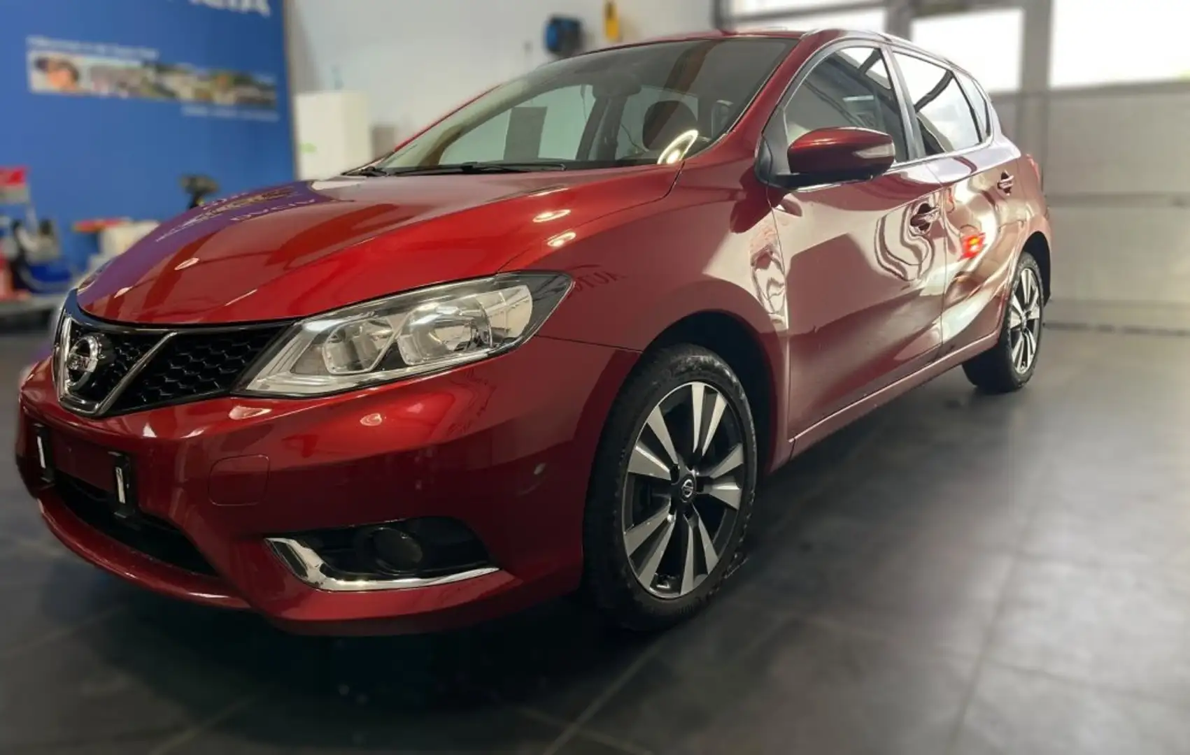 Nissan Pulsar C13  N-Connecta 1.2 DIG Rot - 1