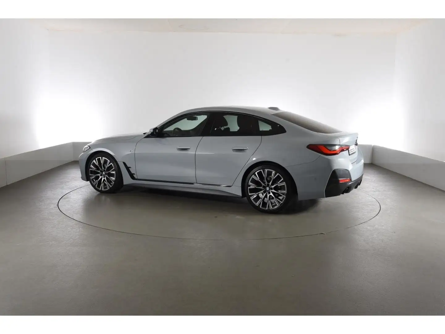 BMW 420 420d Gran Coupe mhev 48V xdrive Msport auto Grijs - 2