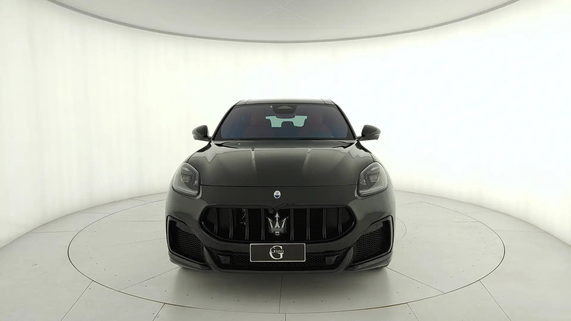 Maserati Grecale 3.0 V6 Trofeo 530cv auto Чёрный - 2