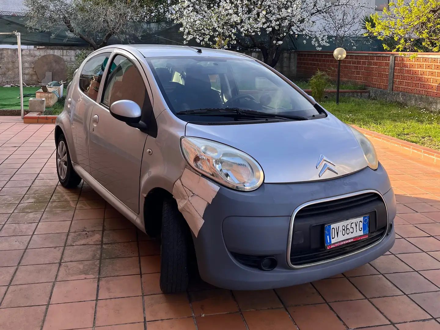 Citroen C1 1.0 5 PORTE AIRDREAM AMIC1 Grigio - 2