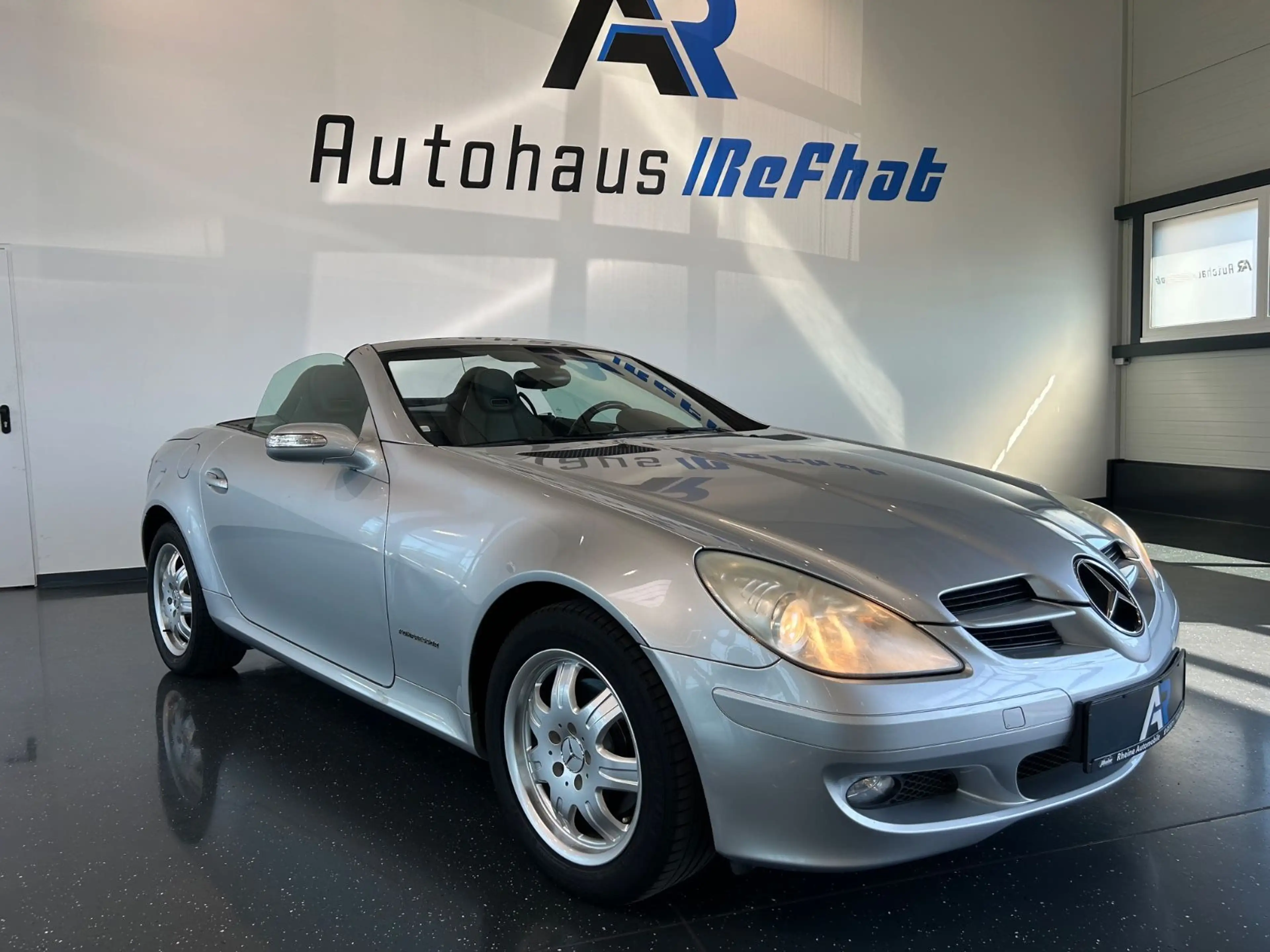 Mercedes-Benz SLK 200 Roadster Kompressor*LEDER*SHZ*NACKENHEIZ — photo 9