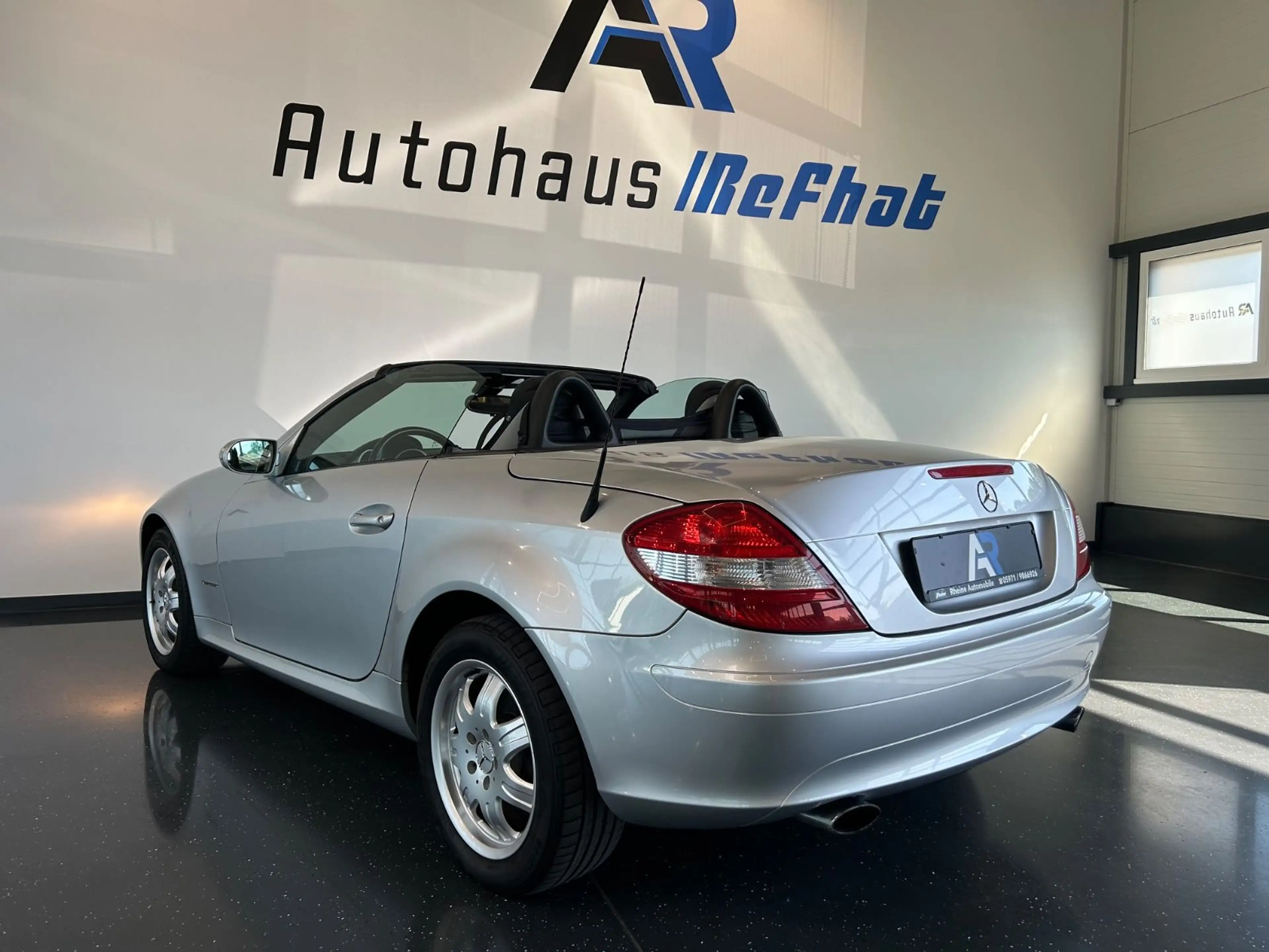 Mercedes-Benz SLK 200 Roadster Kompressor*LEDER*SHZ*NACKENHEIZ — photo 8