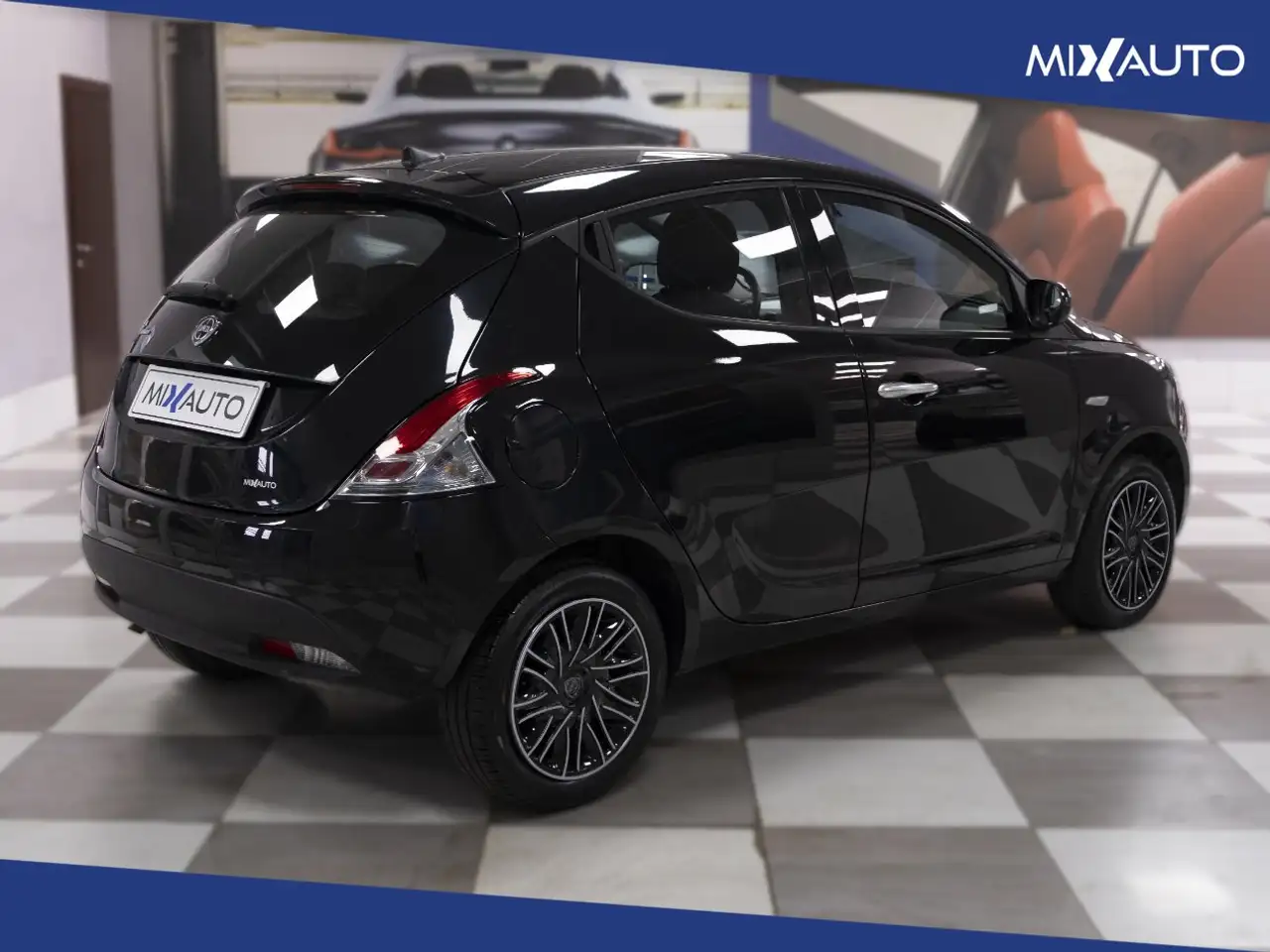 Lancia Ypsilon 1.0 Firefly Hybrid Silver 70CV 5 Porte, миниатюра 5