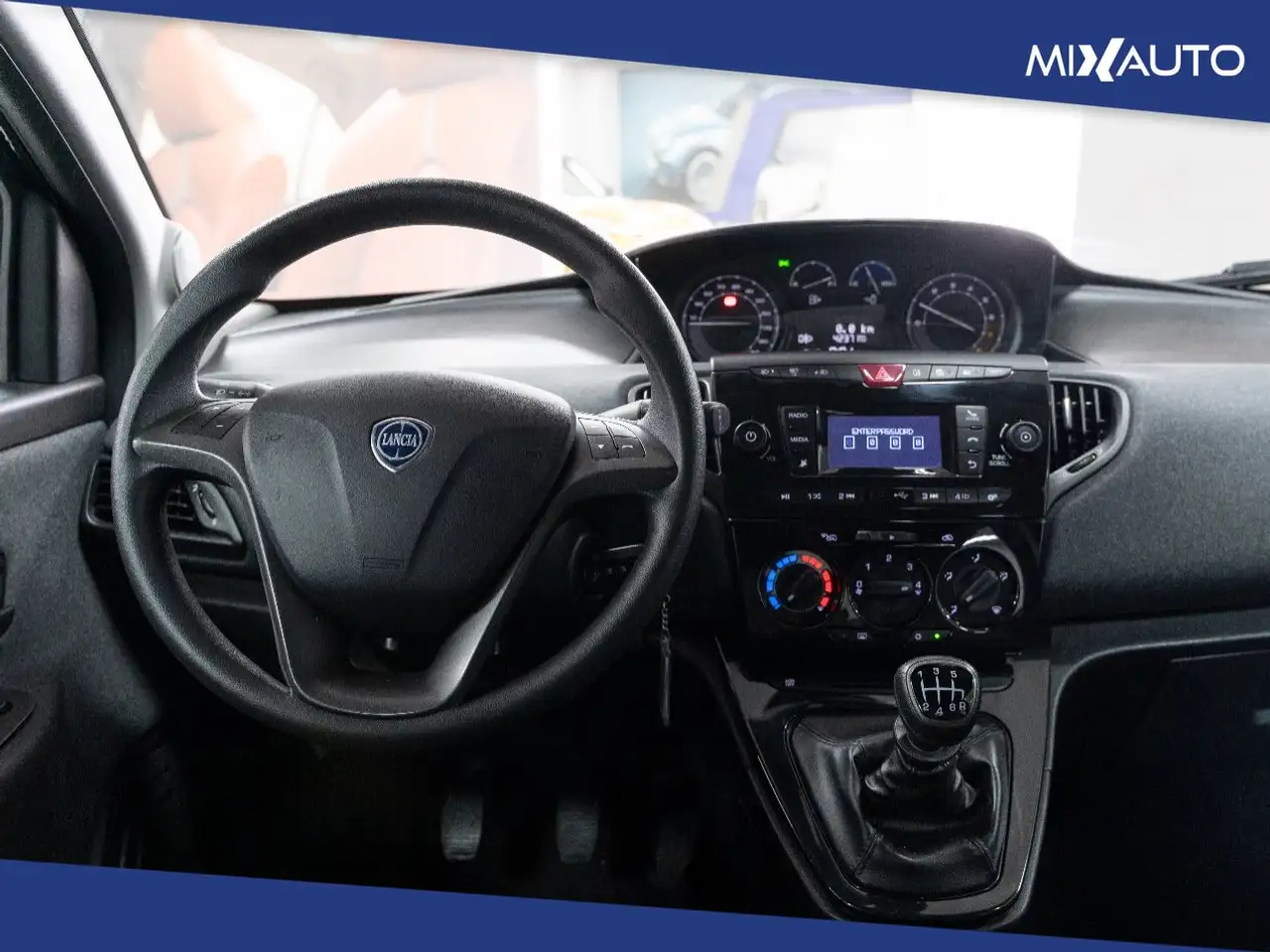 Lancia Ypsilon 1.0 Firefly Hybrid Silver 70CV 5 Porte, миниатюра 10
