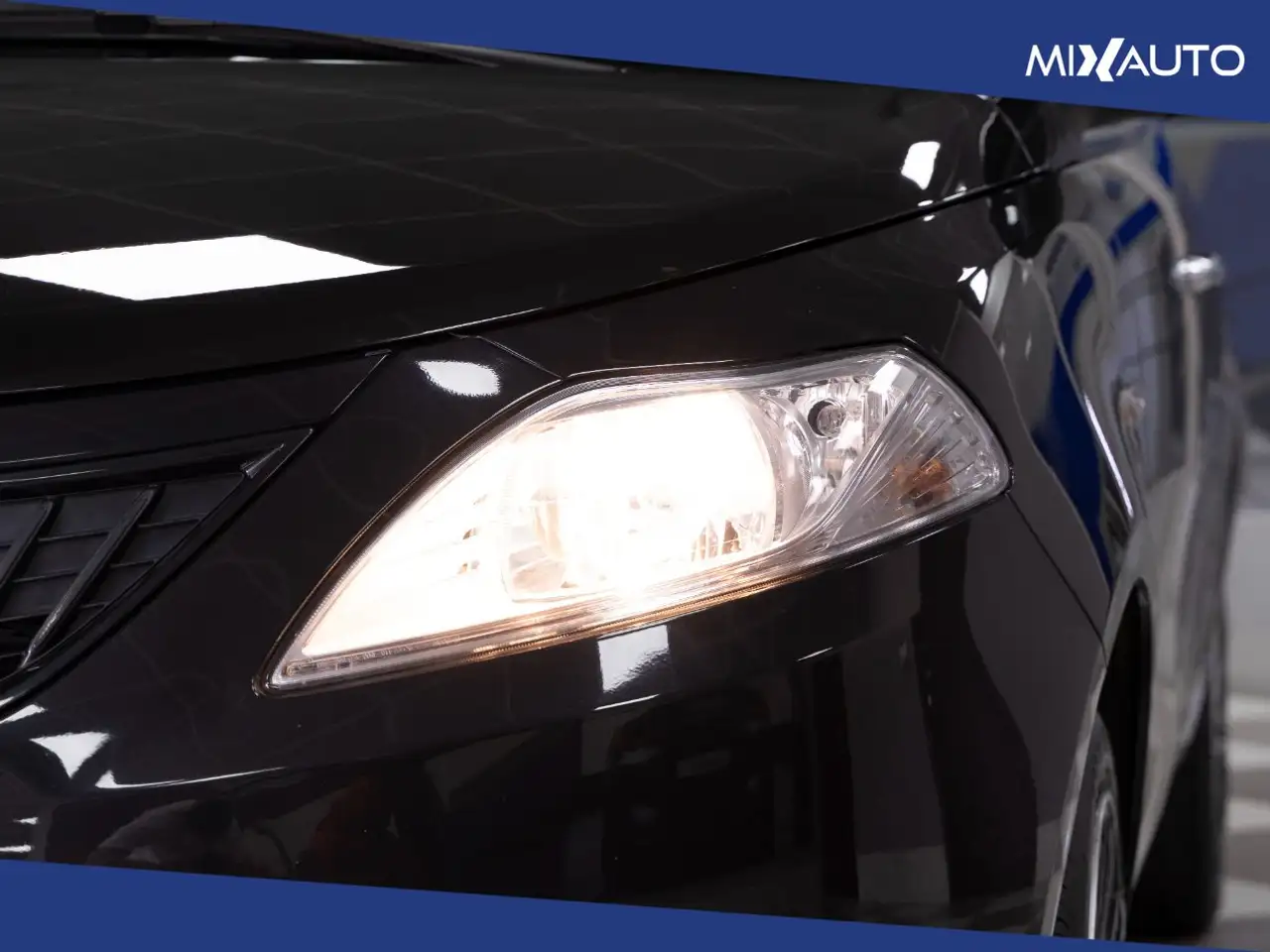 Lancia Ypsilon 1.0 Firefly Hybrid Silver 70CV 5 Porte, миниатюра 9
