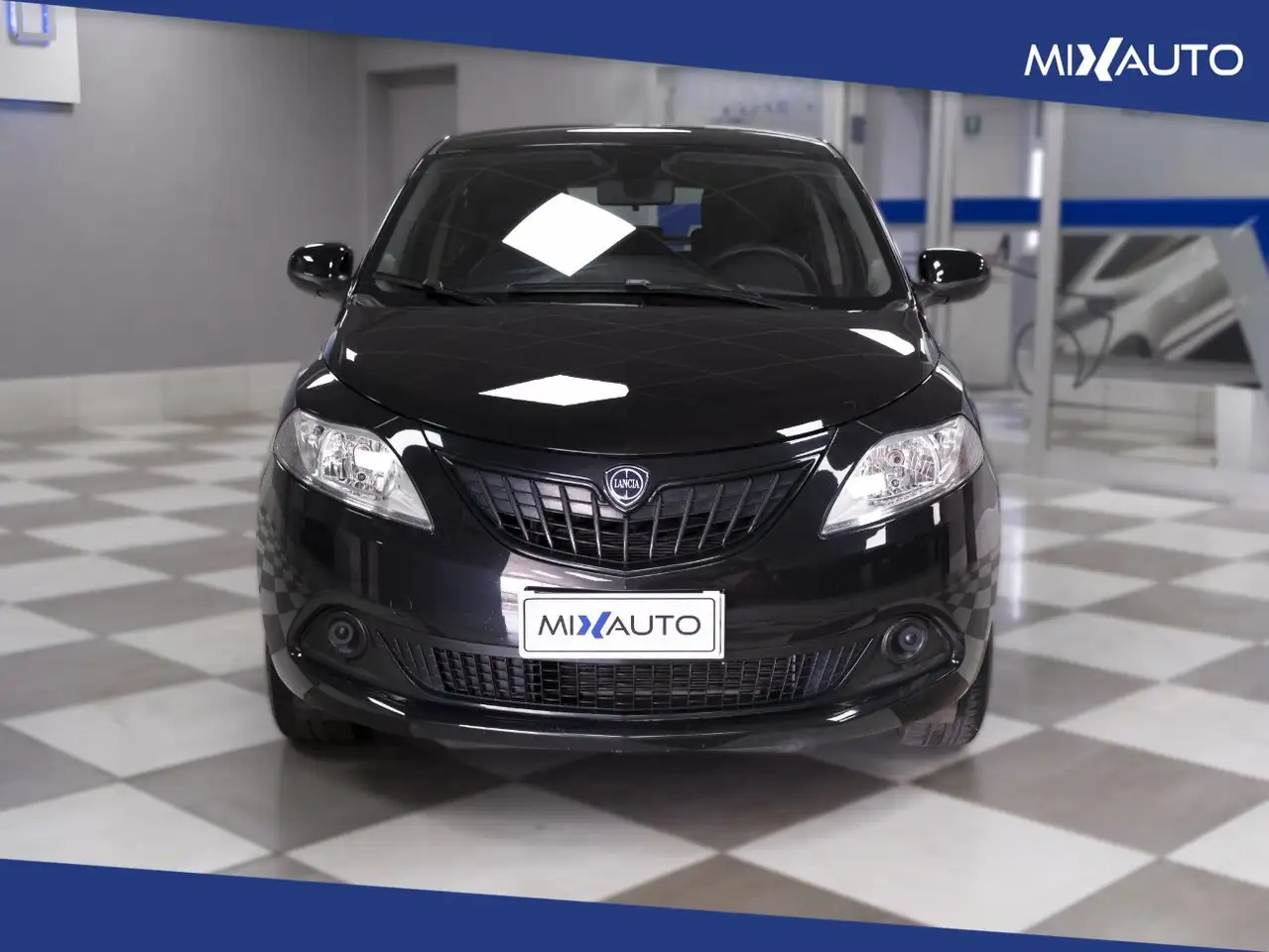 Lancia Ypsilon 1.0 Firefly Hybrid Silver 70CV 5 Porte, миниатюра 2