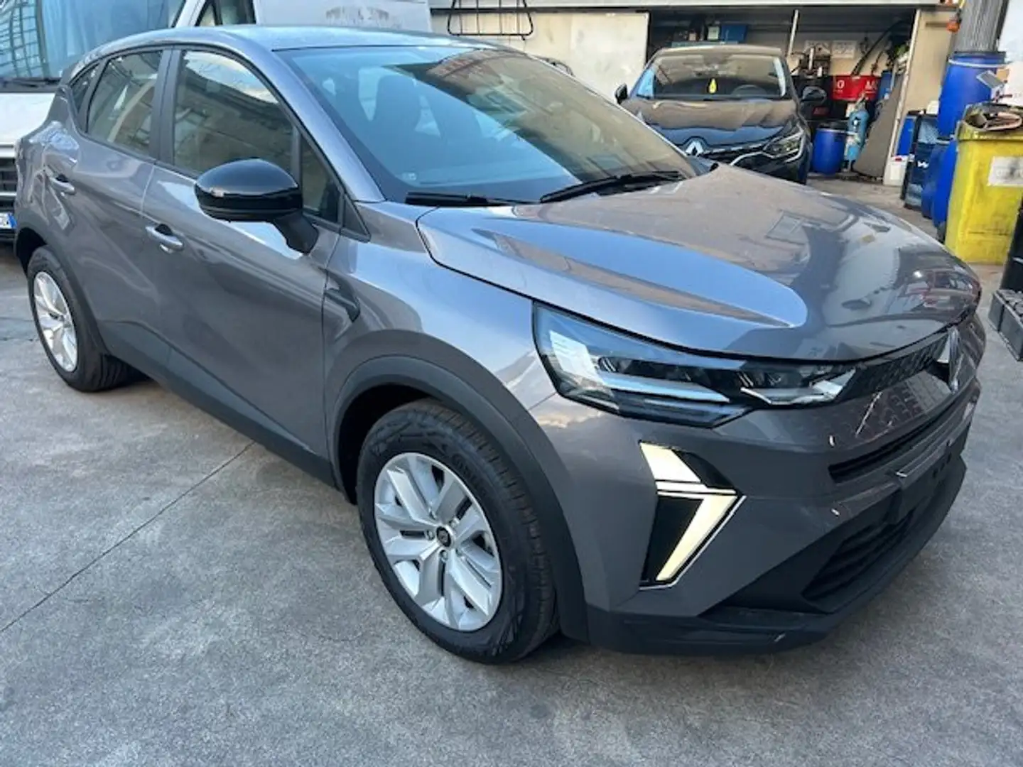 Renault Captur EVOLUTION TCE ECO 100 CV GPL ***KM ZERO*** Grau - 1