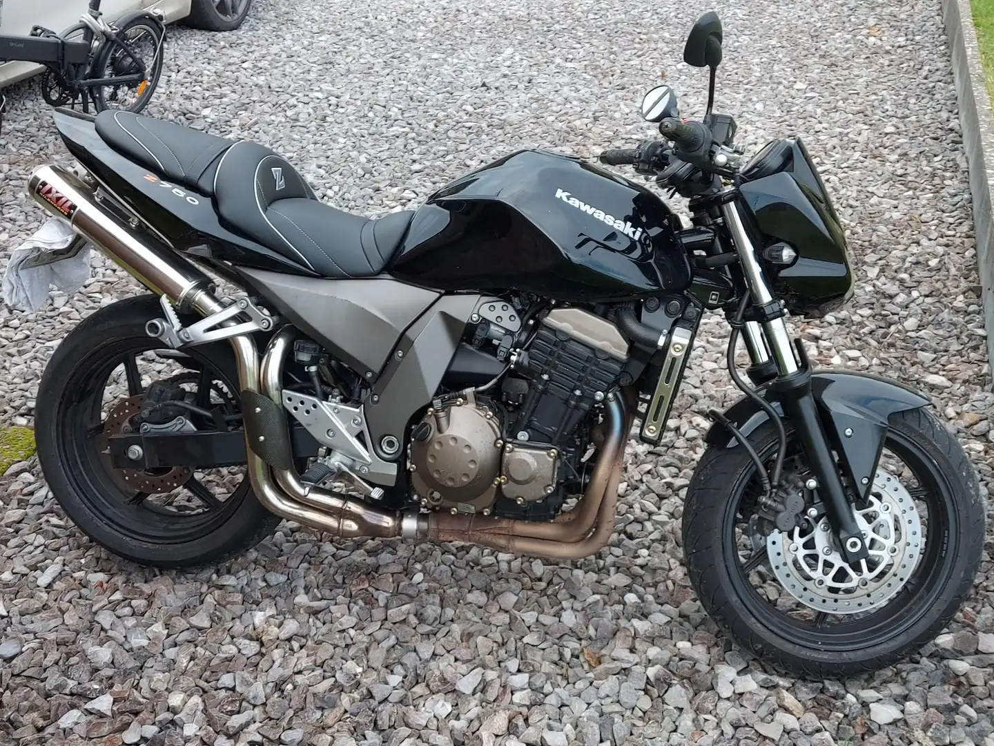 Kawasaki Z 750 Zwart - 2