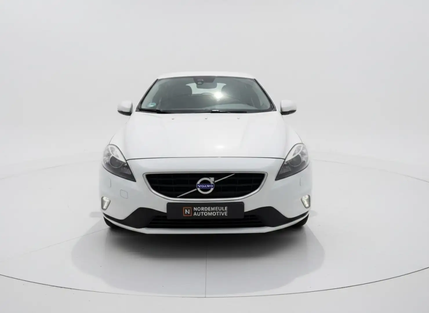 Volvo V40 2.0 D2 SUMMUM BUSINESS. STOELVW, CRUISE, BLUETOOTH Wit - 2