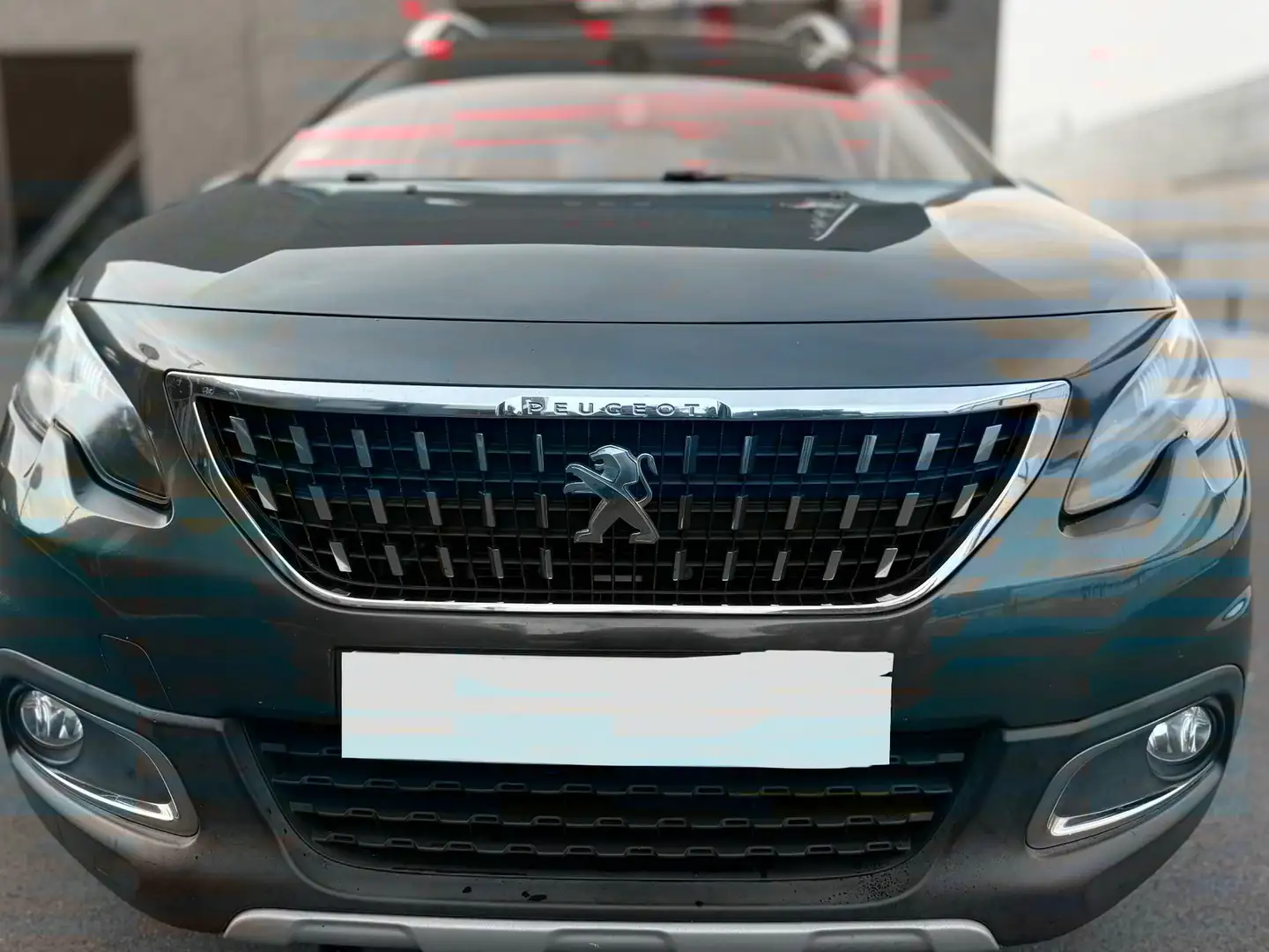 Peugeot 2008 1.2i 110CH Allure -139 000 KMS - CLIM AUTO - SUIVI Blau - 2