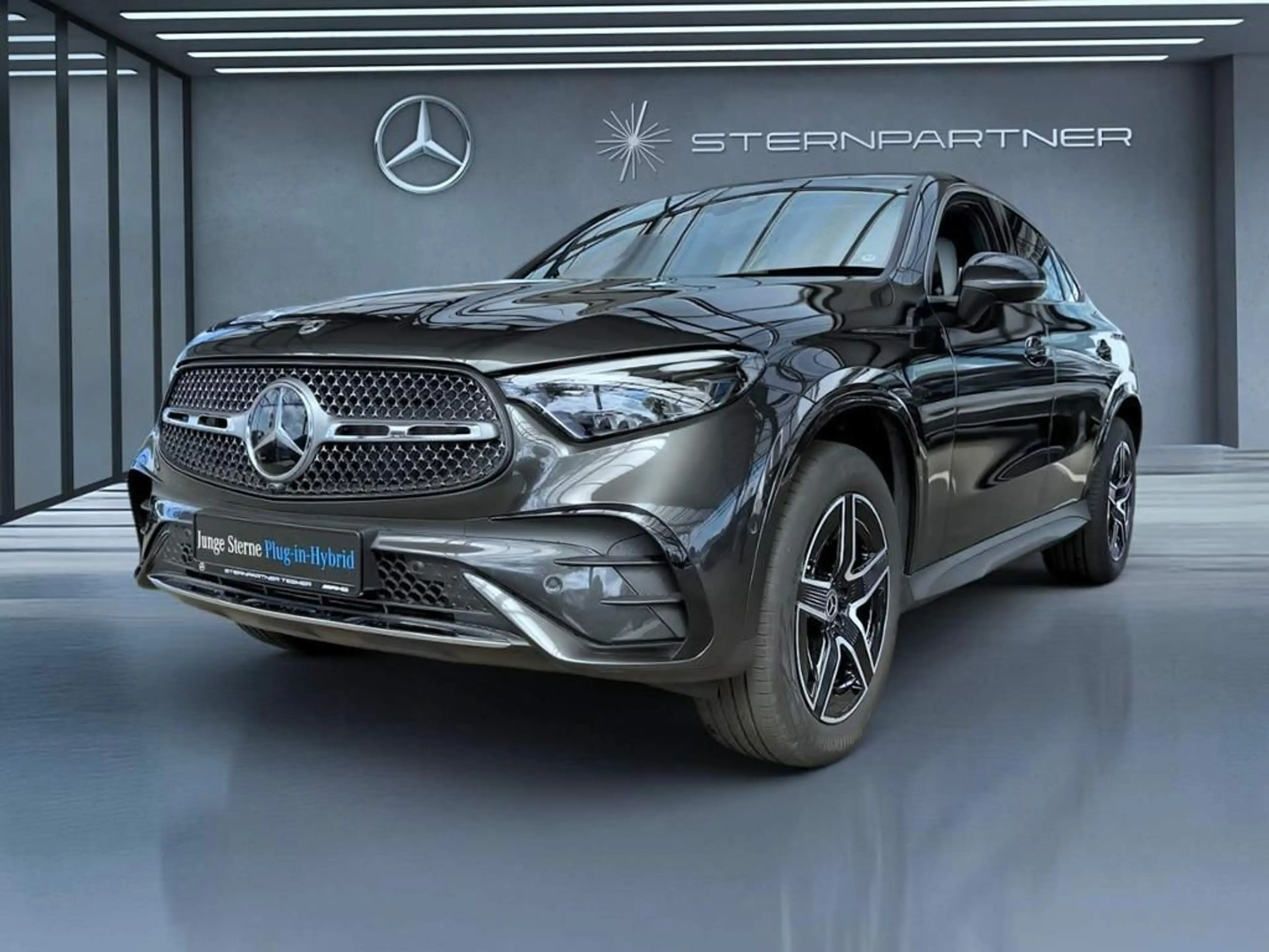 Mercedes-Benz GLC 300 de 4M Coupé AMG, Pano, grey,Burm3D,DISTR