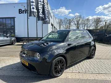 Base bj2022 *Pano *Navi *Adaptive *NL auto *35.000