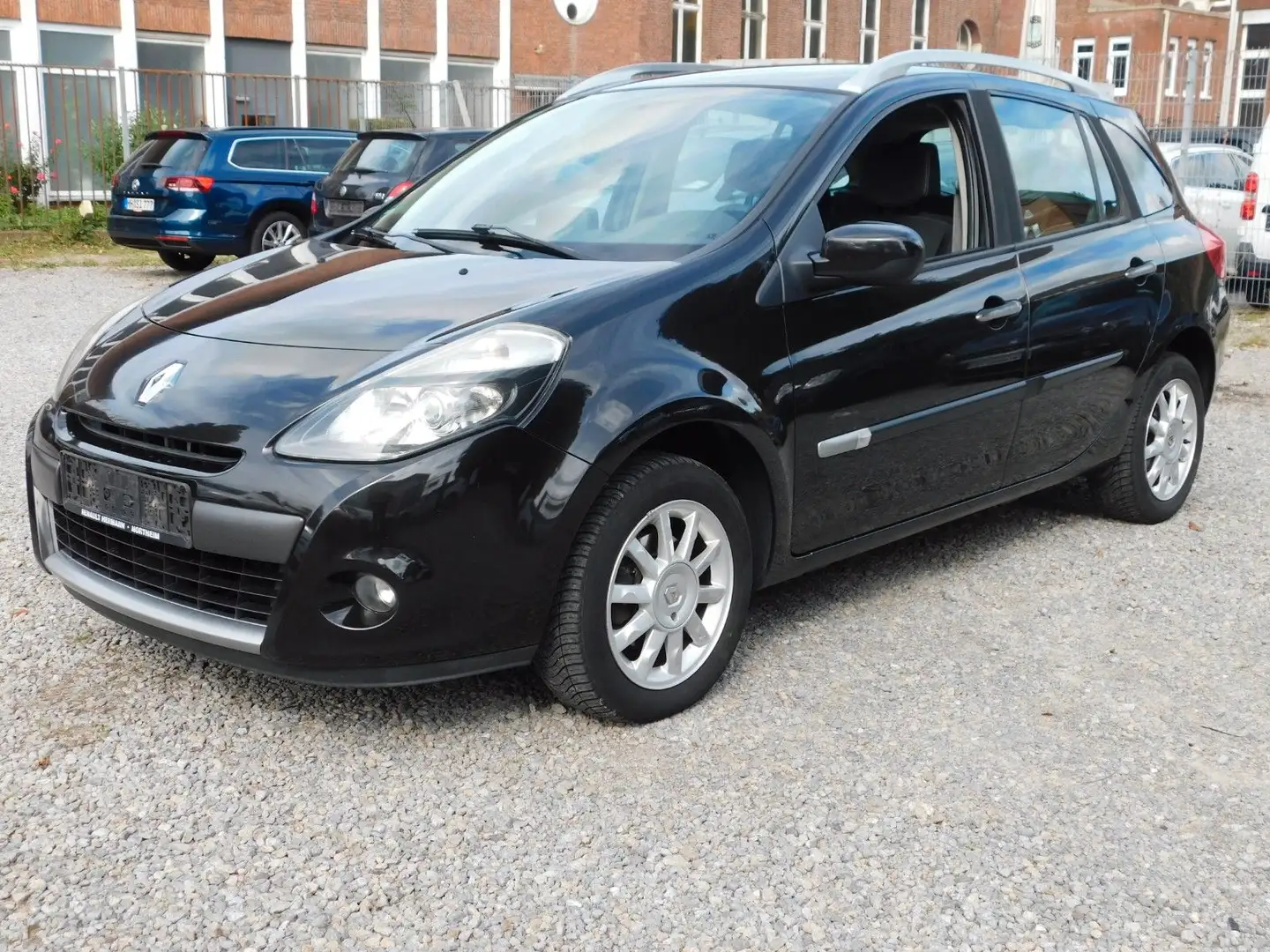 Renault Clio Grandtour1.5 dCi Dynamique FAP Schwarz - 1