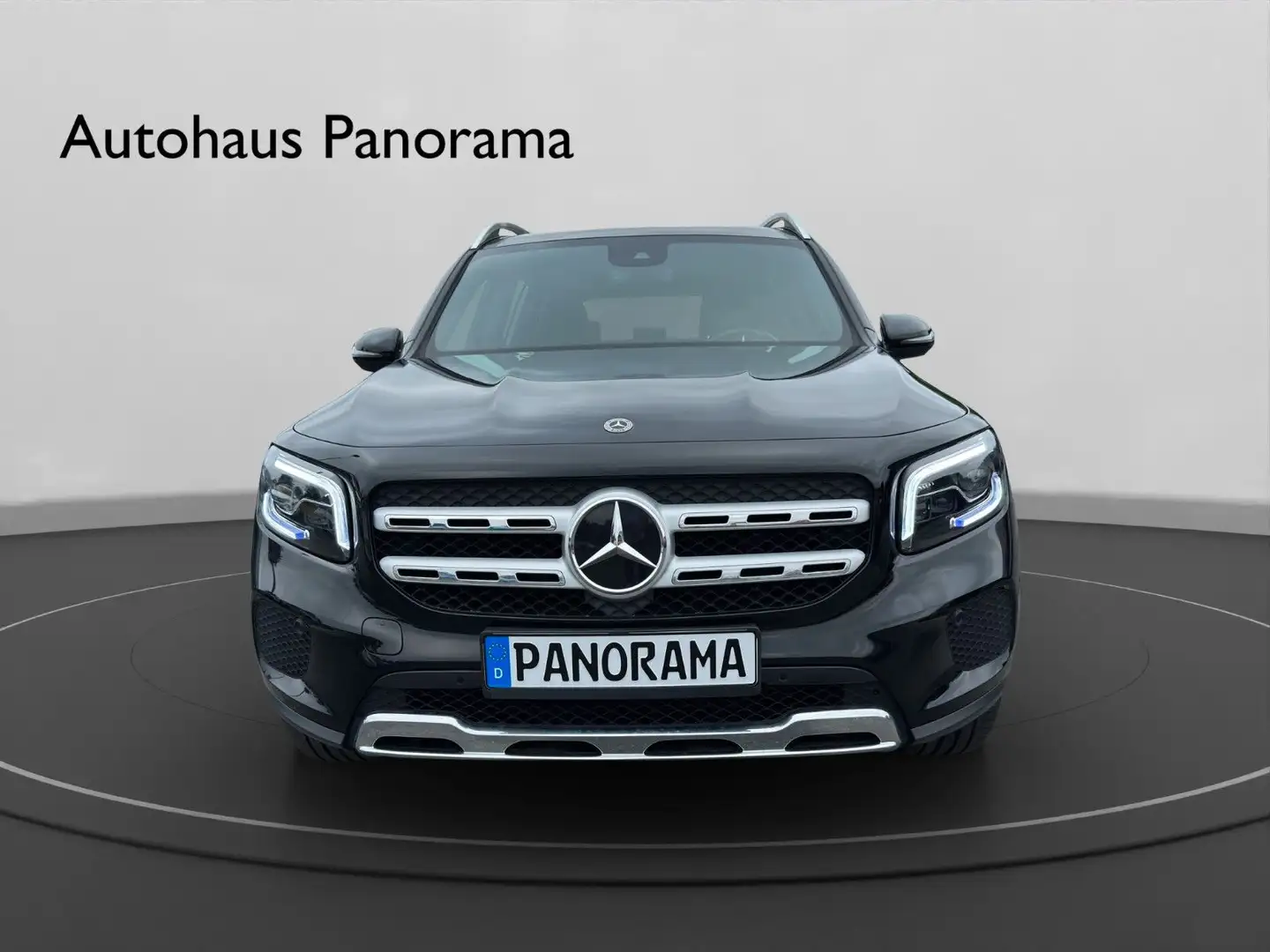 Mercedes-Benz GLB 220 d LED/DigitalCo./Kamera/Navi/Pano/Memory Černá - 2