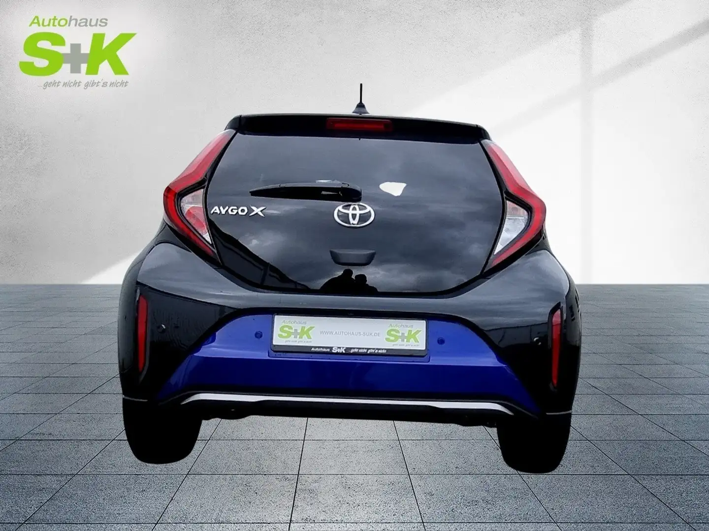 Toyota Aygo X 1.0 Explore ++CARPLAY+KAMERA+SHZ+8-FACH+SHZ++ Schwarz - 2