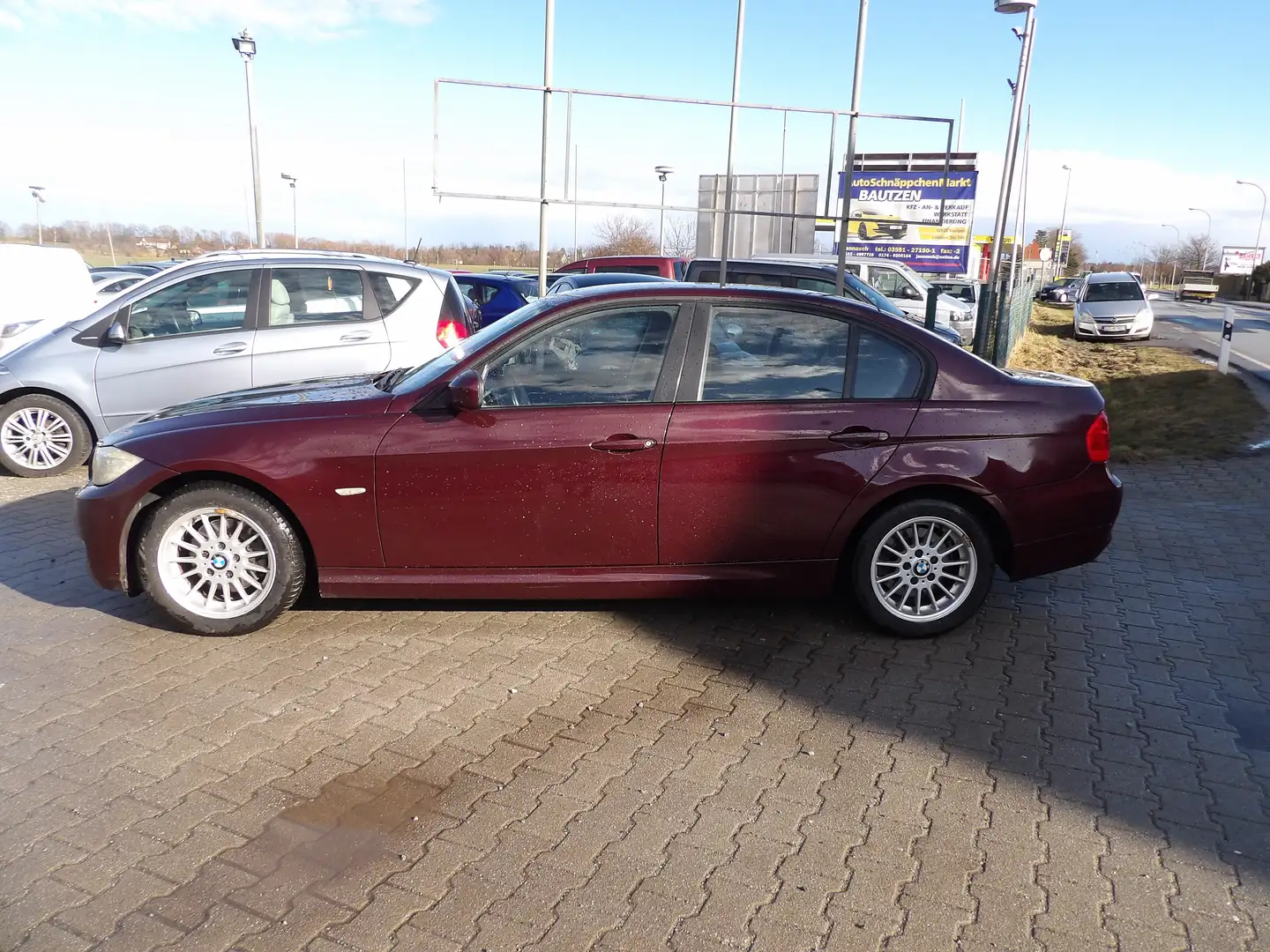 BMW 318 Edition Exclusive Klima Aluräder HU AU Neu Rot - 2
