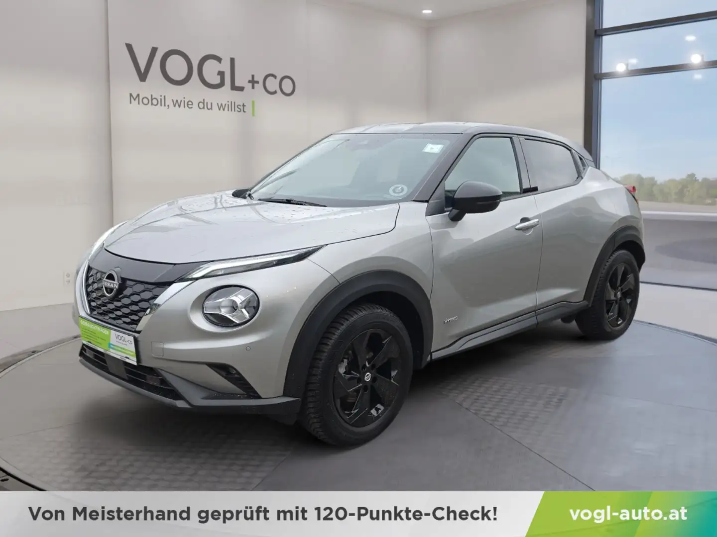 Nissan Juke 1.6 Hybrid Tekna 4AMT Aut. Silber - 1