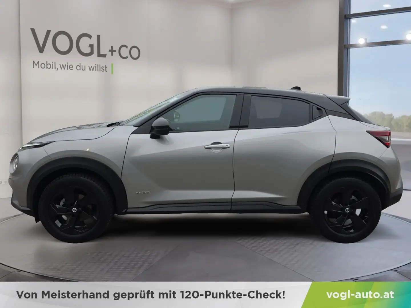 Nissan Juke 1.6 Hybrid Tekna 4AMT Aut. Silber - 2