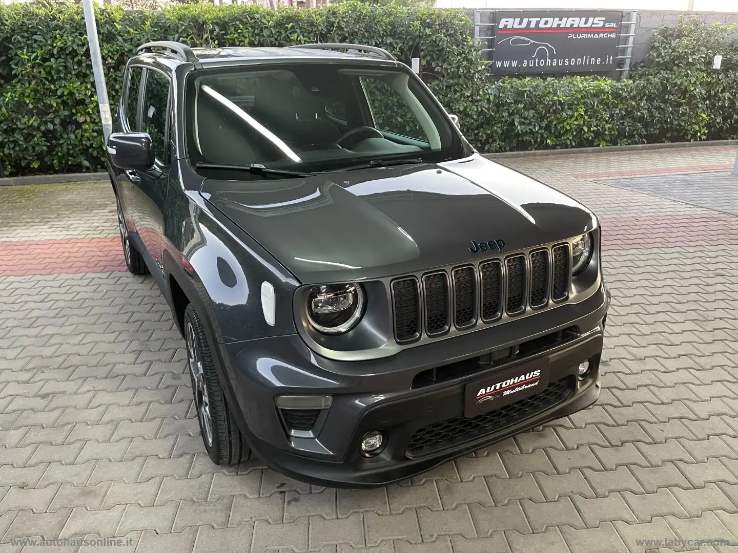 Jeep Renegade 1.3 T4 PHEV 4xe LIMITED S Zwart - 1