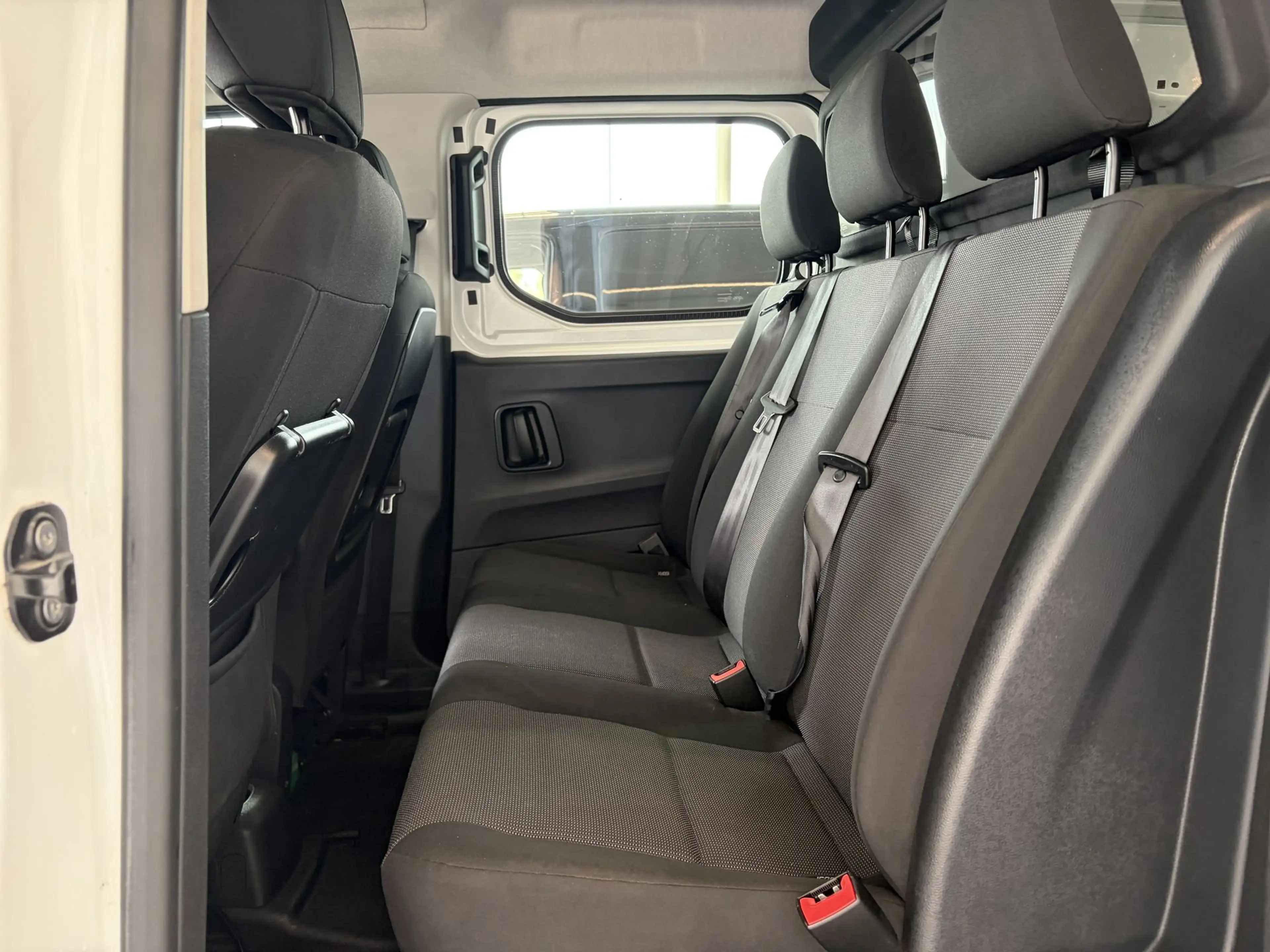 Opel Combo Dubbele Cabine / Lichte Vracht / BTW Aftrekbaar / Apple Carplay - Android Auto / Airco / — photo 13