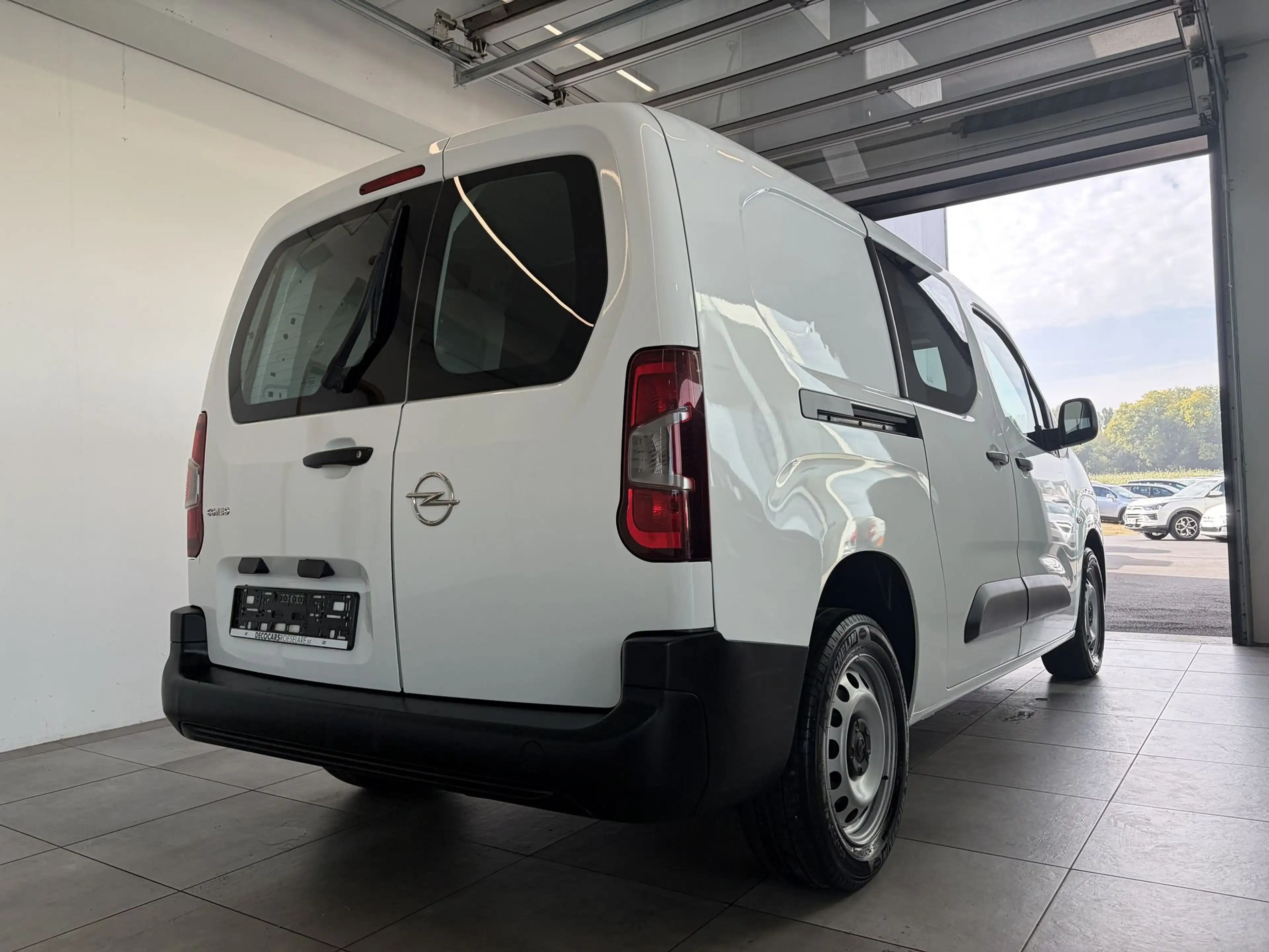 Opel Combo Dubbele Cabine / Lichte Vracht / BTW Aftrekbaar / Apple Carplay - Android Auto / Airco / — photo 9