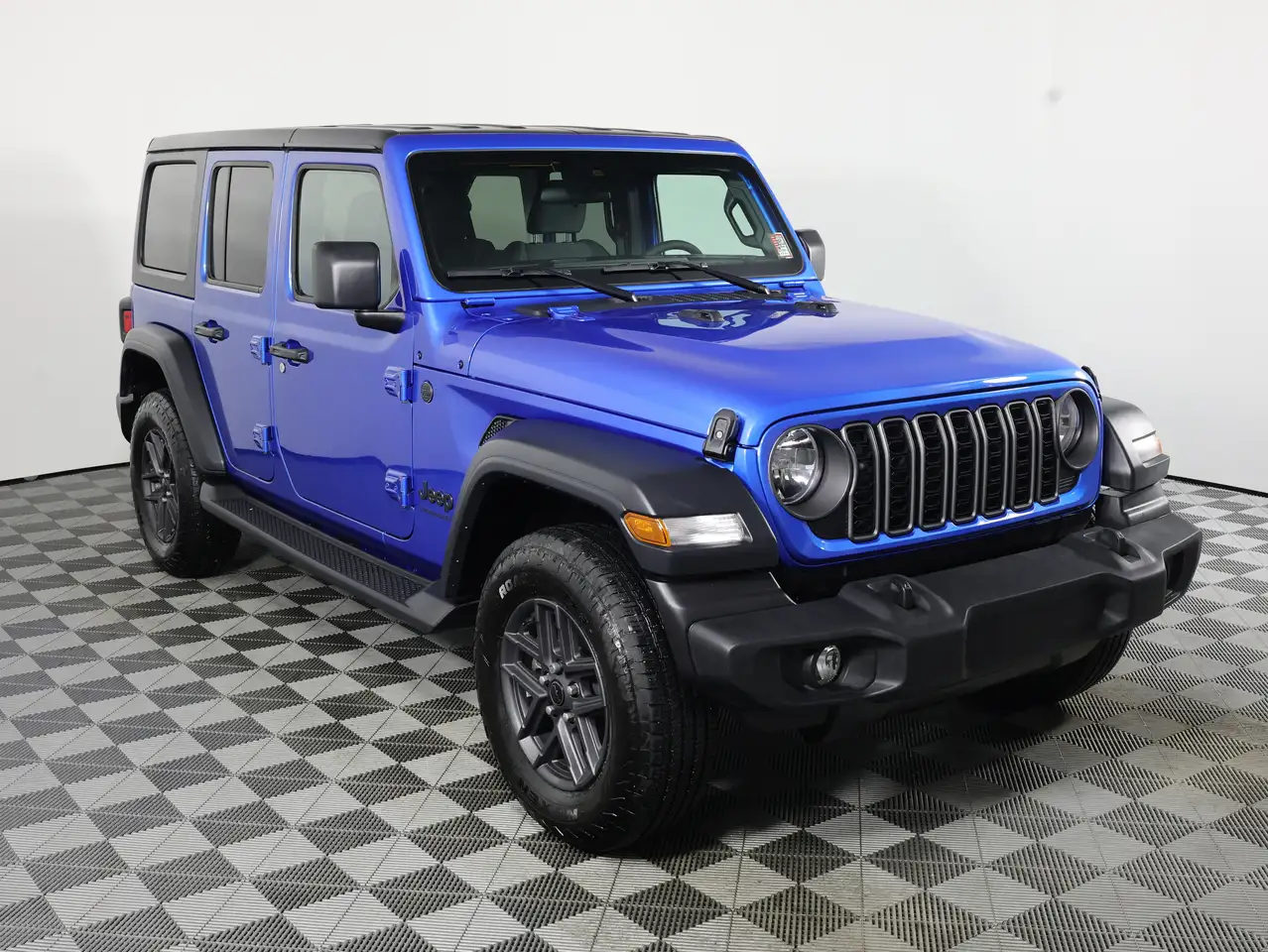 Jeep Wrangler снимка Jeep Wrangler