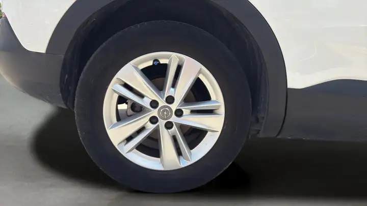 Opel Grandland X 2019, foto 9