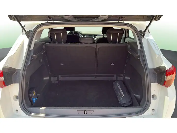 Opel Grandland X 2019, foto 10