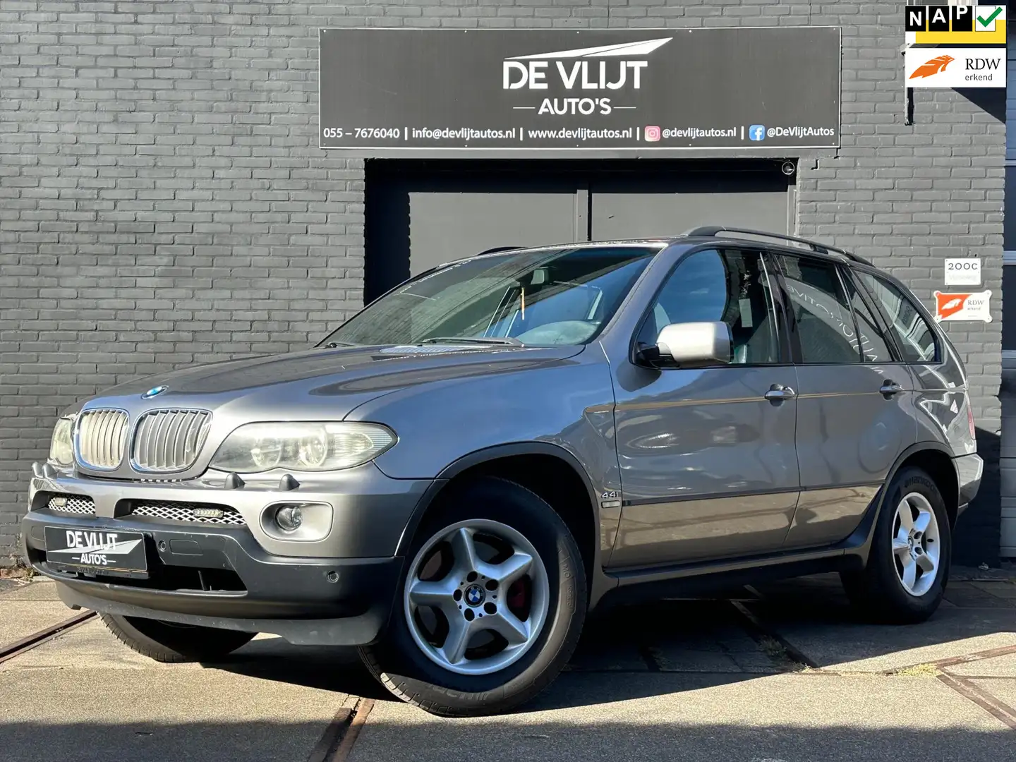 BMW X5 4.4i High Ex | Schuifdak | Leer | Navi Android | A Gris - 1