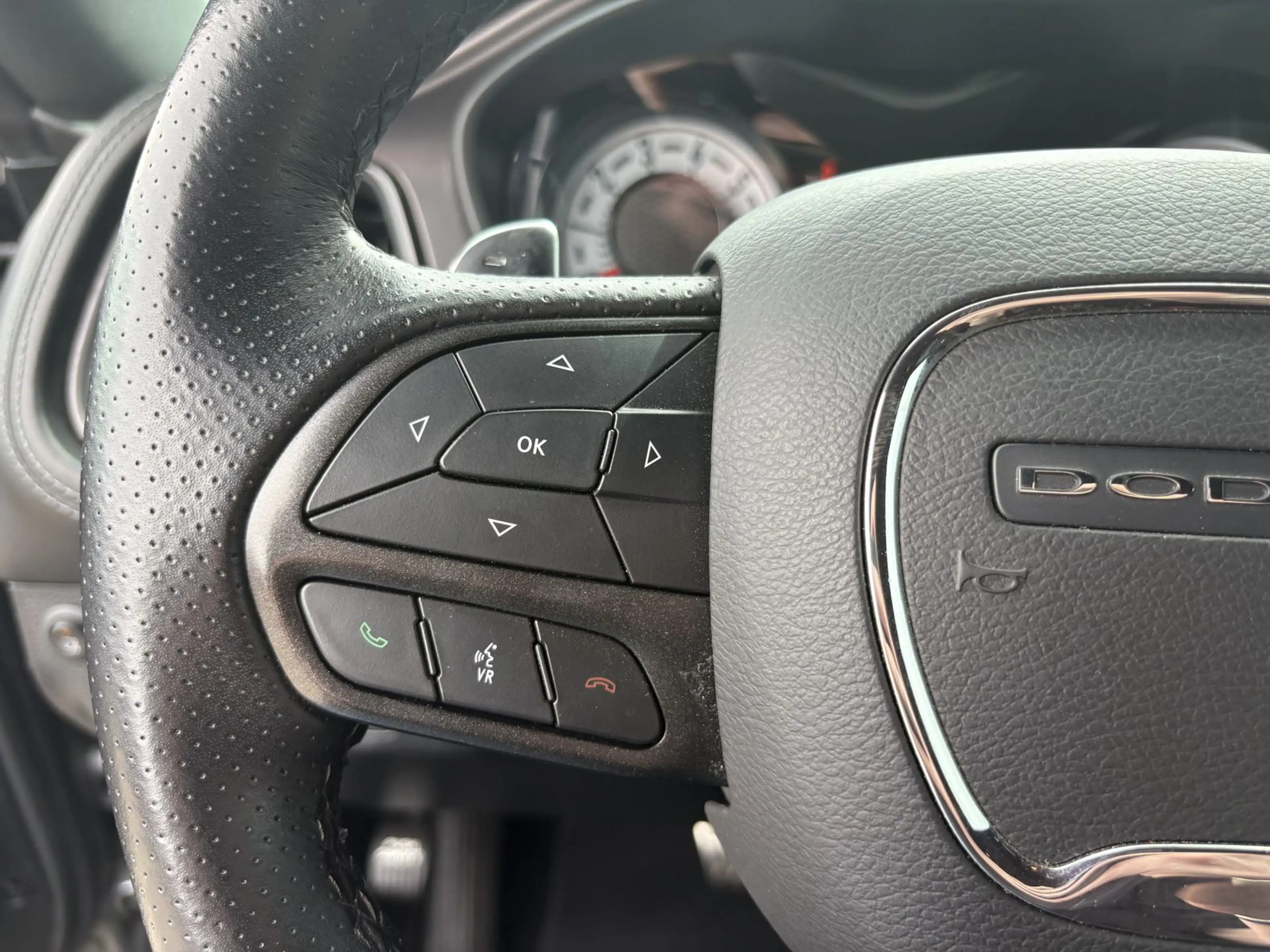 Dodge Challenger R/T T/A 5.7 V8 Last Call — photo 13