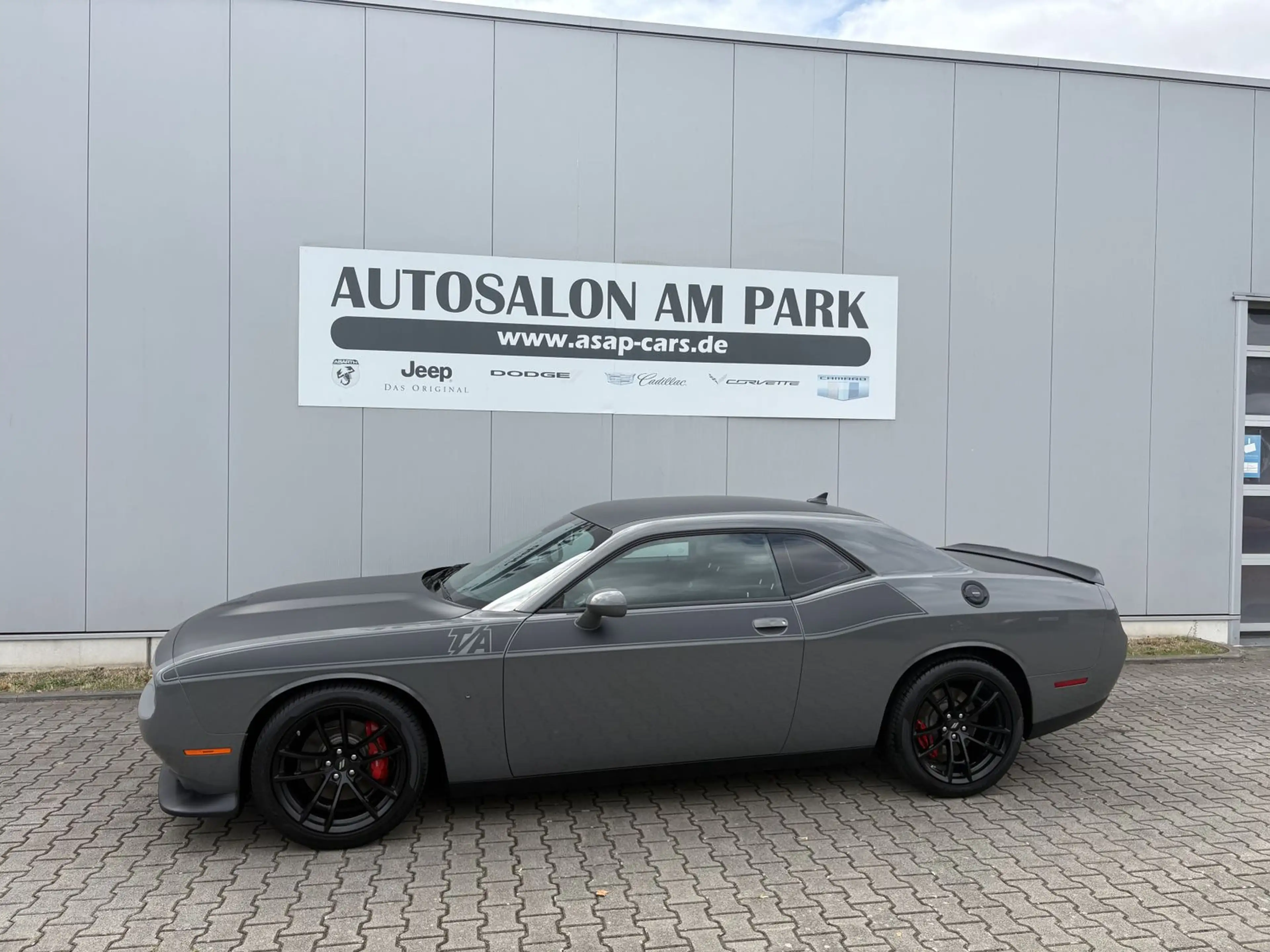 Dodge Challenger R/T T/A 5.7 V8 Last Call — photo 4