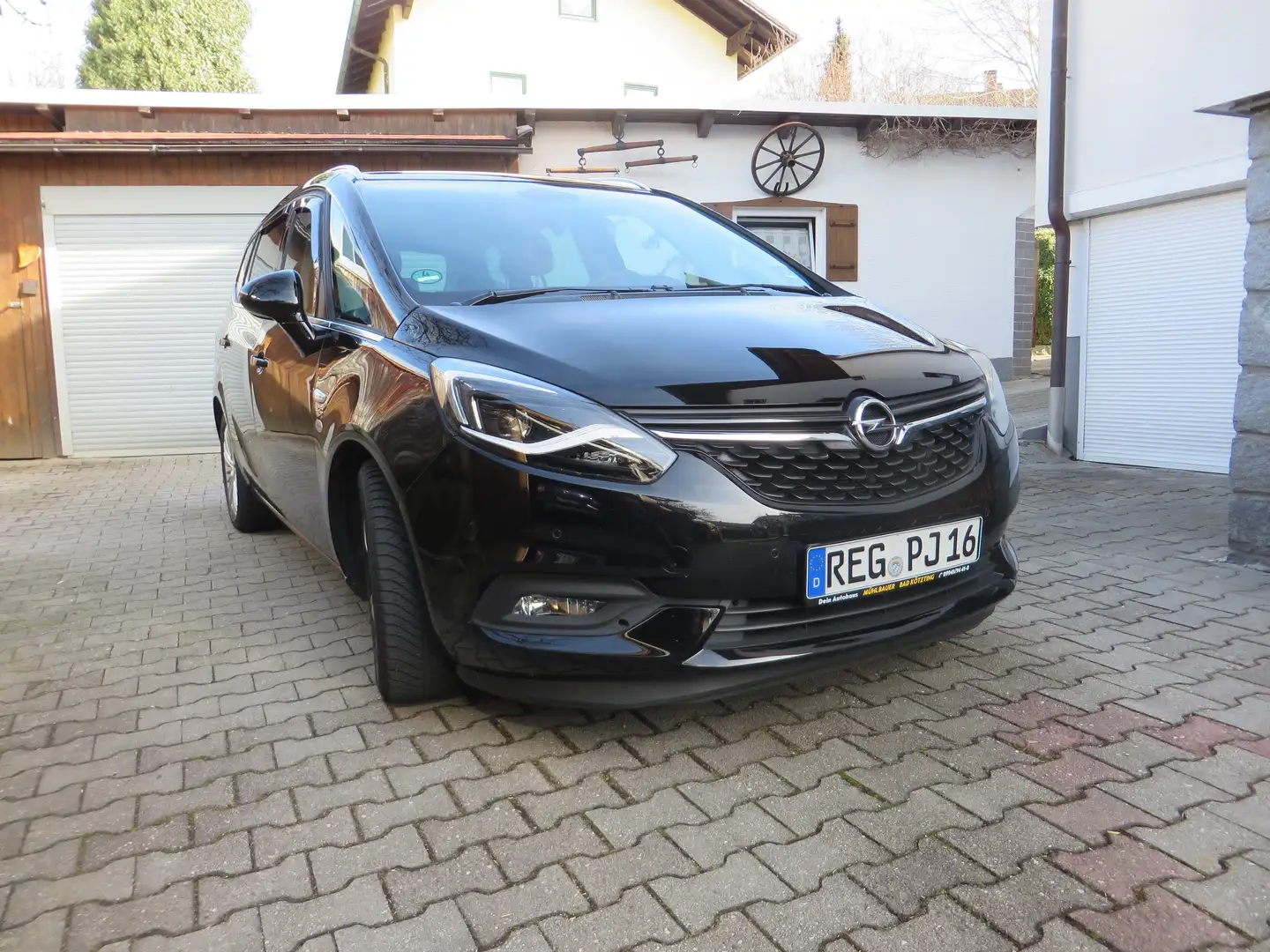 Opel Zafira Tourer Zafira 1.4 Turbo Active Fekete - 1
