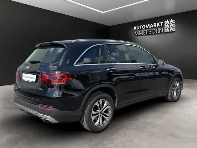 Mercedes-Benz GLC view 6