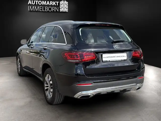 Mercedes-Benz GLC view 10