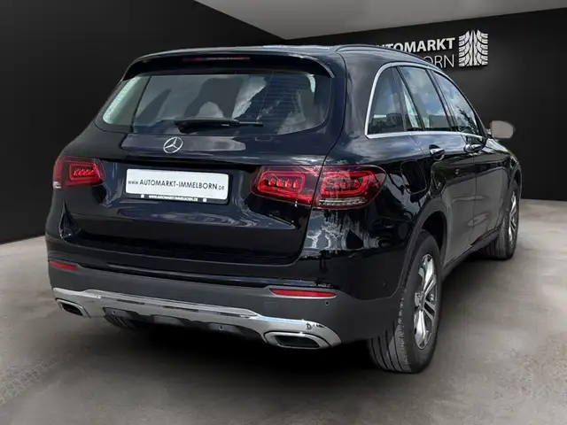 Mercedes-Benz GLC view 11