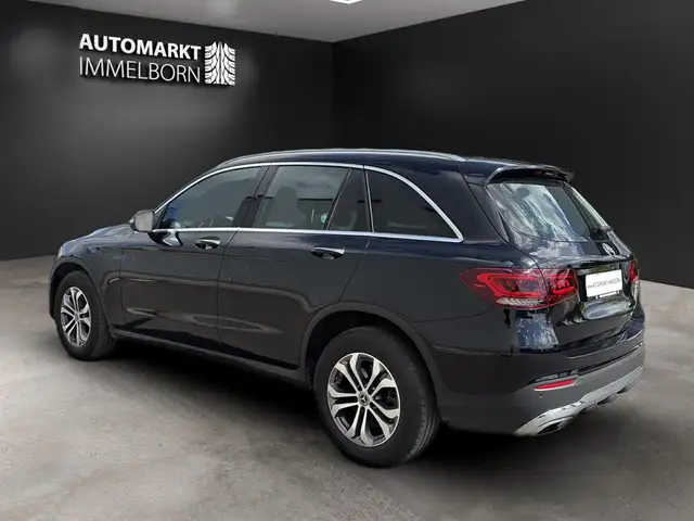 Mercedes-Benz GLC view 5