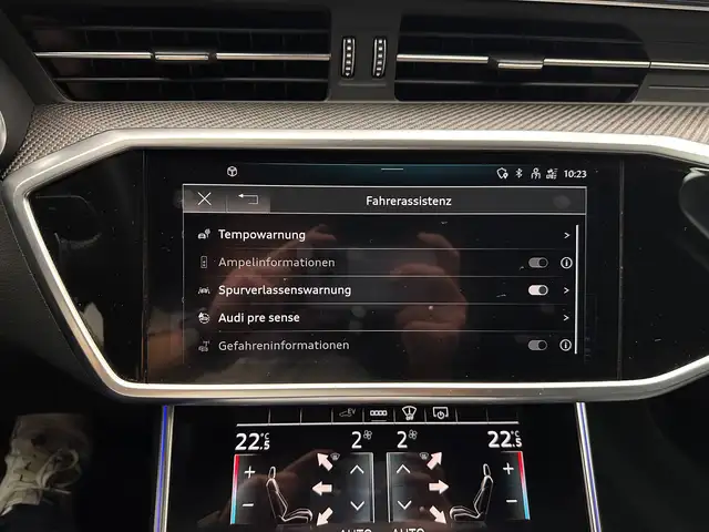 Audi A6 view 23