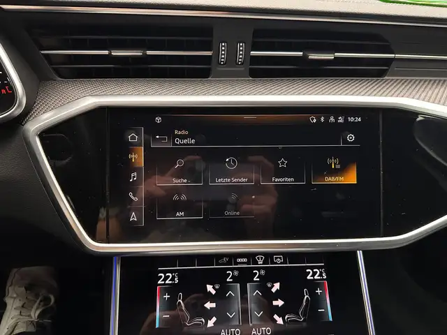 Audi A6 view 26