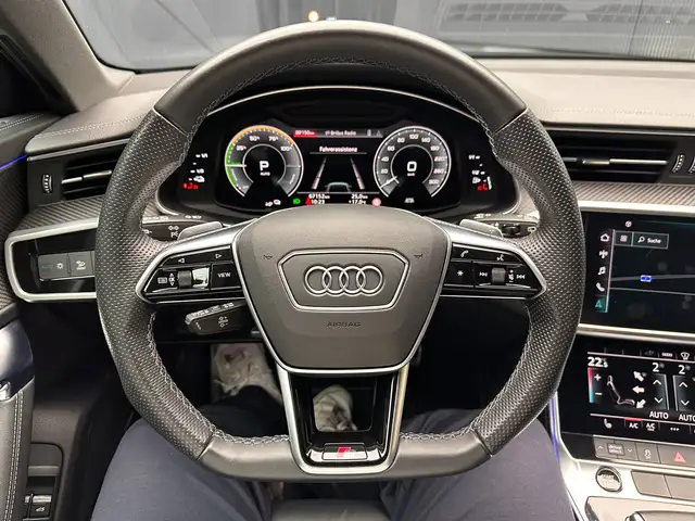 Audi A6 view 18