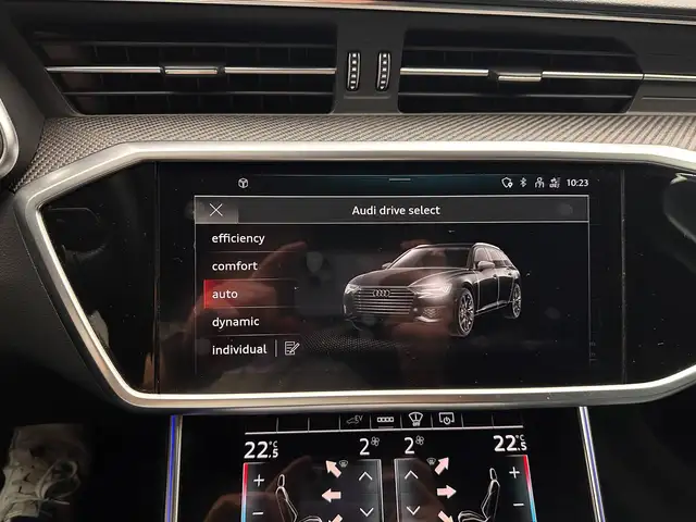 Audi A6 view 24
