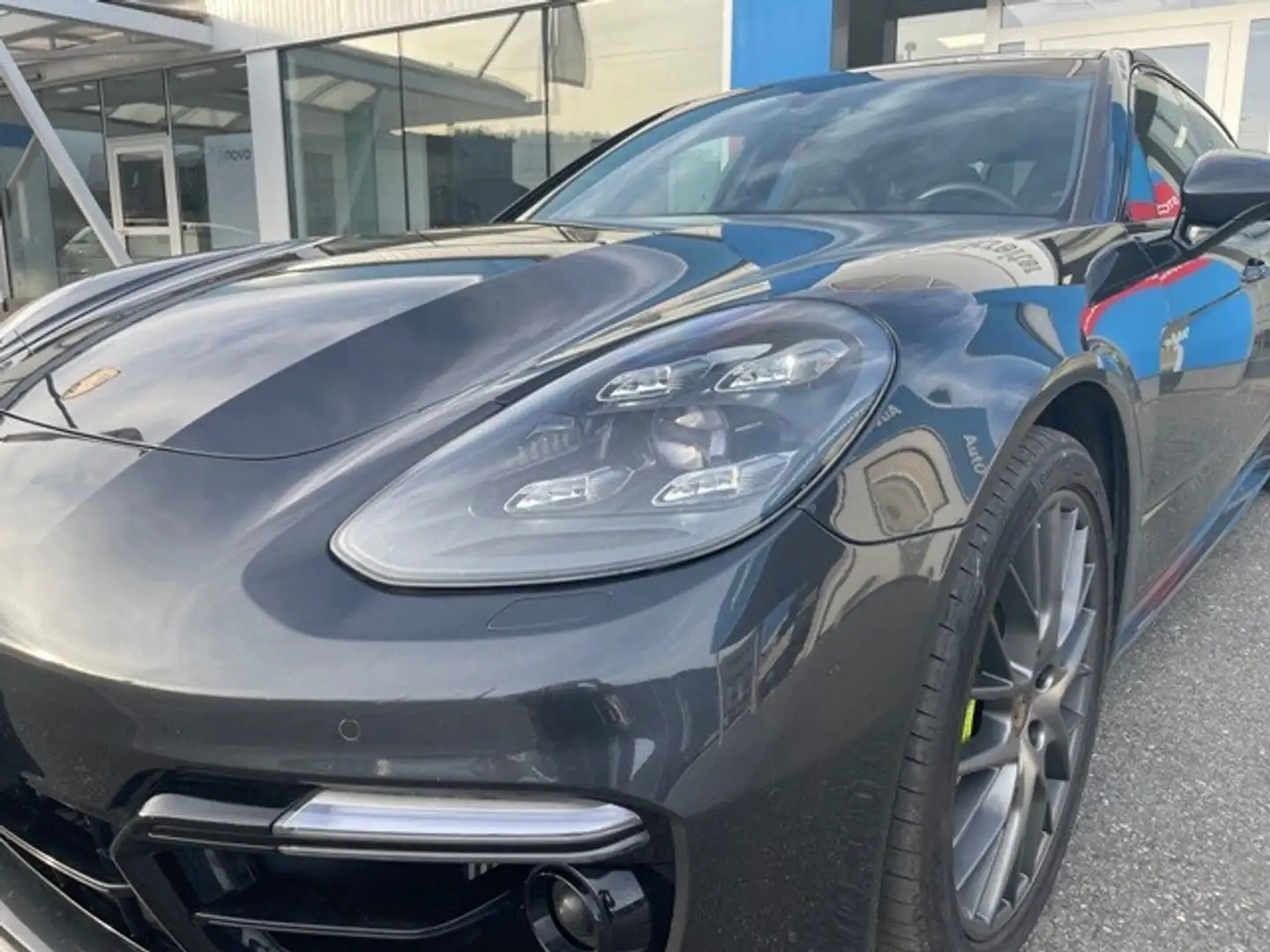 Porsche Panamera 4 E-Hybrid PHEV Aut. Grau - 2