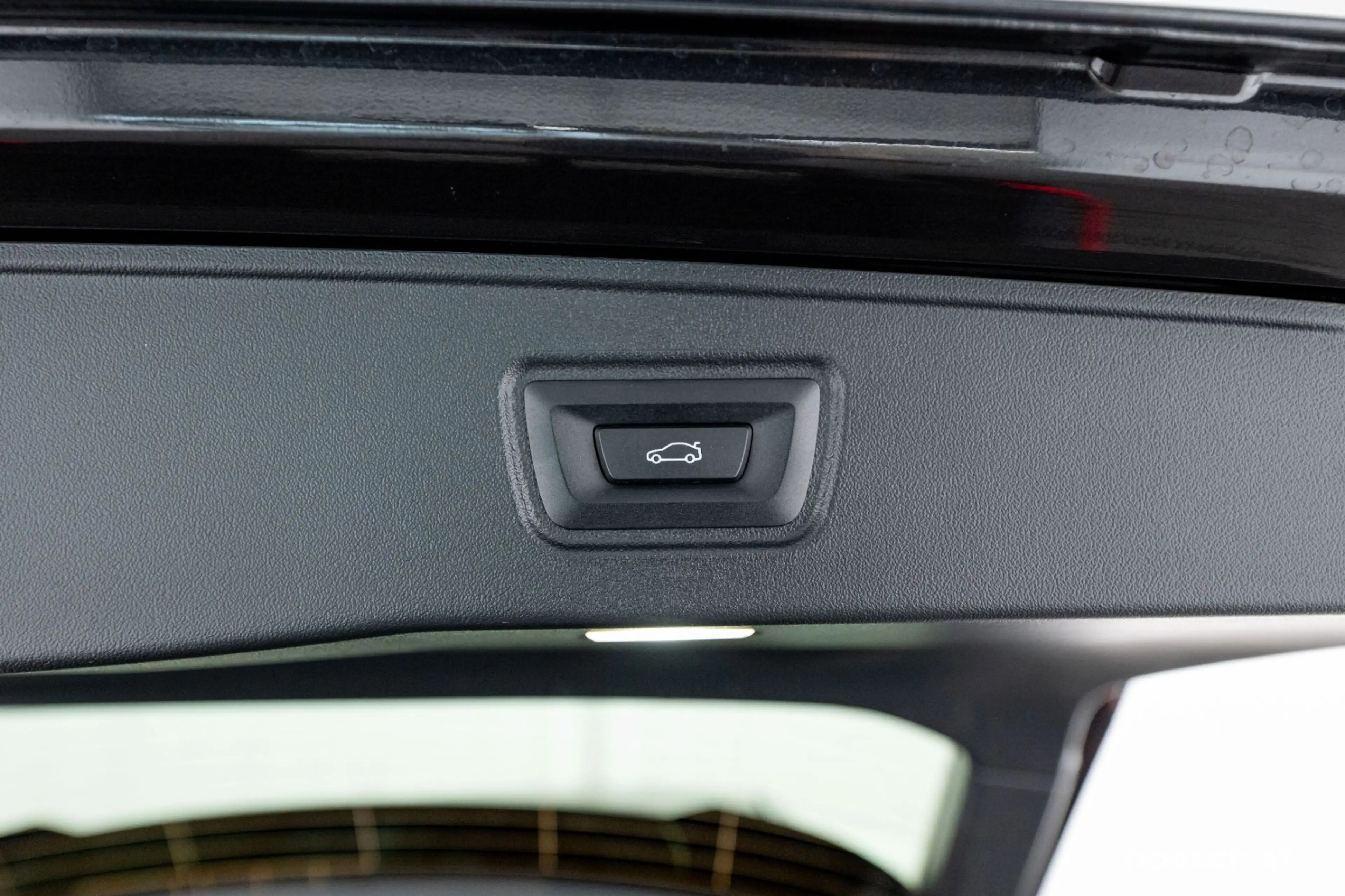 BMW 520 d Touring ADAPTIV LED ASSISTENZ PRIVACY — photo 9