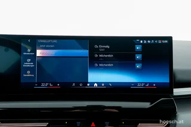 BMW 5 Series view 14