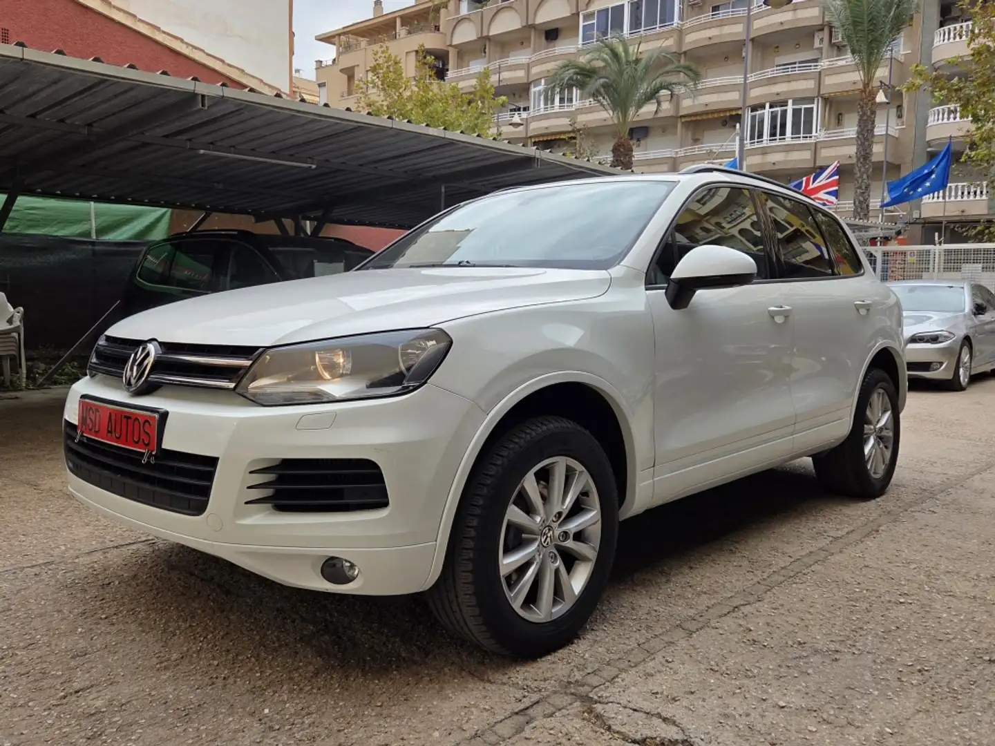 Volkswagen Touareg 3.0TDI V6 BMT Tiptronic Wit - 2