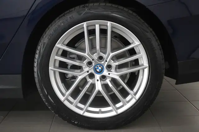 BMW 530 e xDrive Ansicht 4